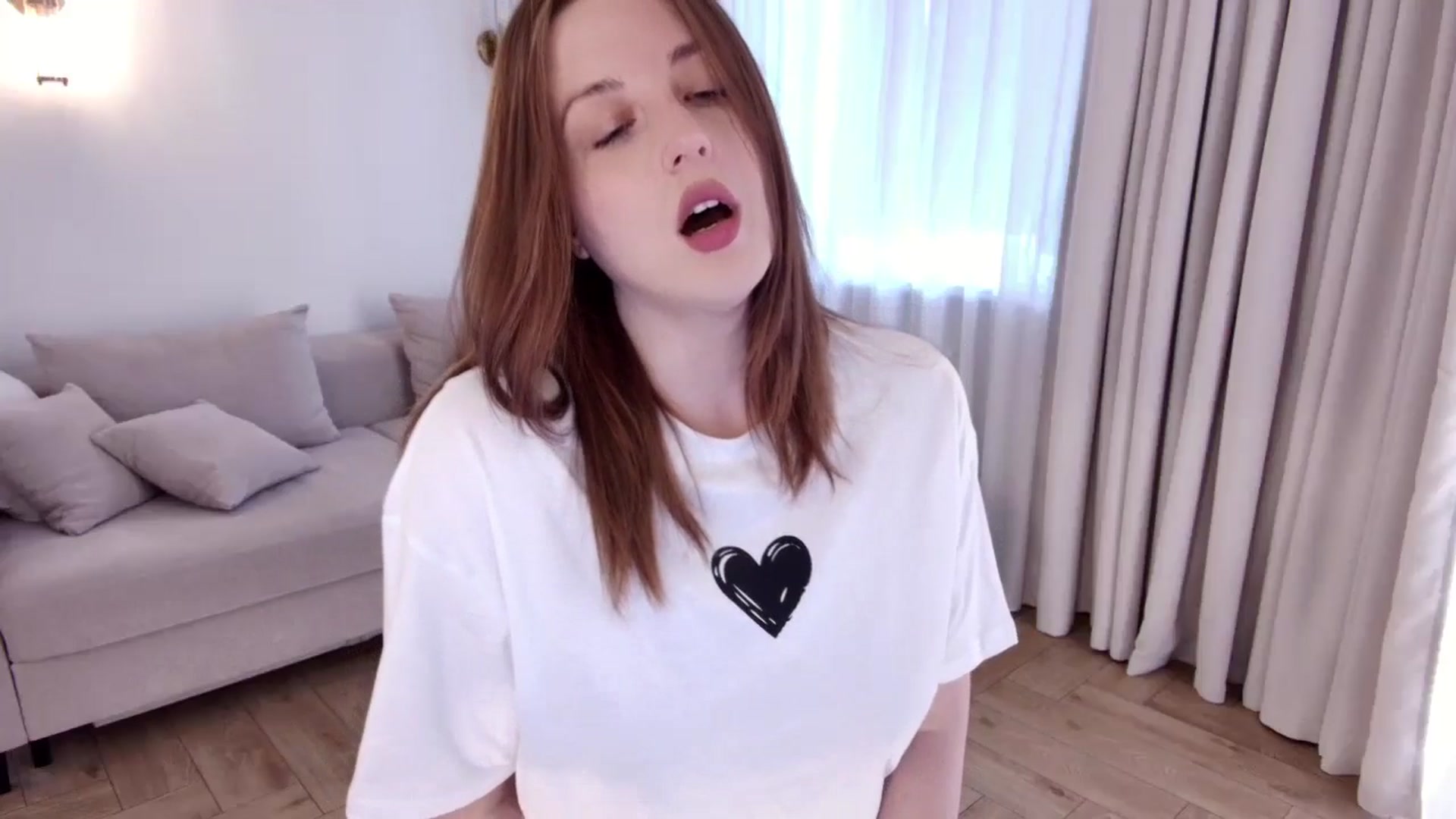 Gallery image thumbnail from Rockn_Grace's myfreecams stream on, 05/05/2025, 09:06 image 2 of 20