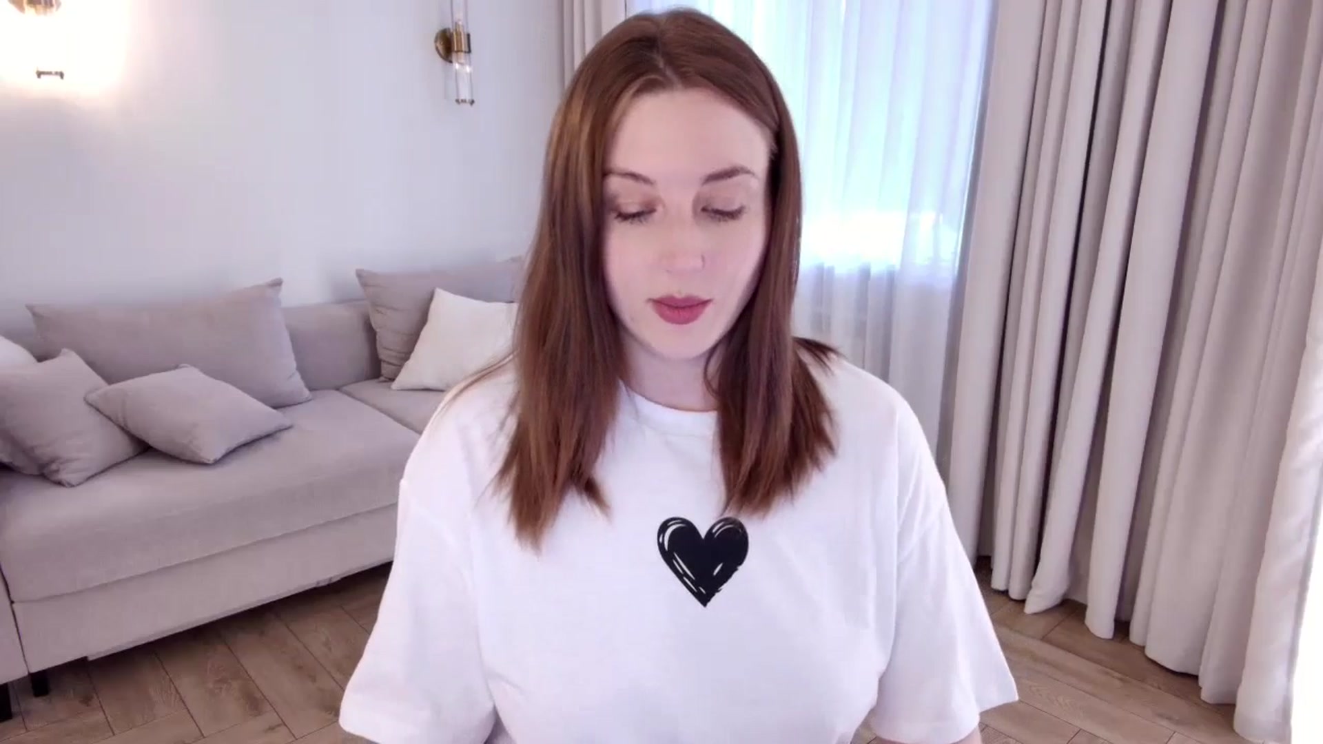 Gallery image thumbnail from Rockn_Grace's myfreecams stream on, 05/05/2025, 09:06 image 9 of 20