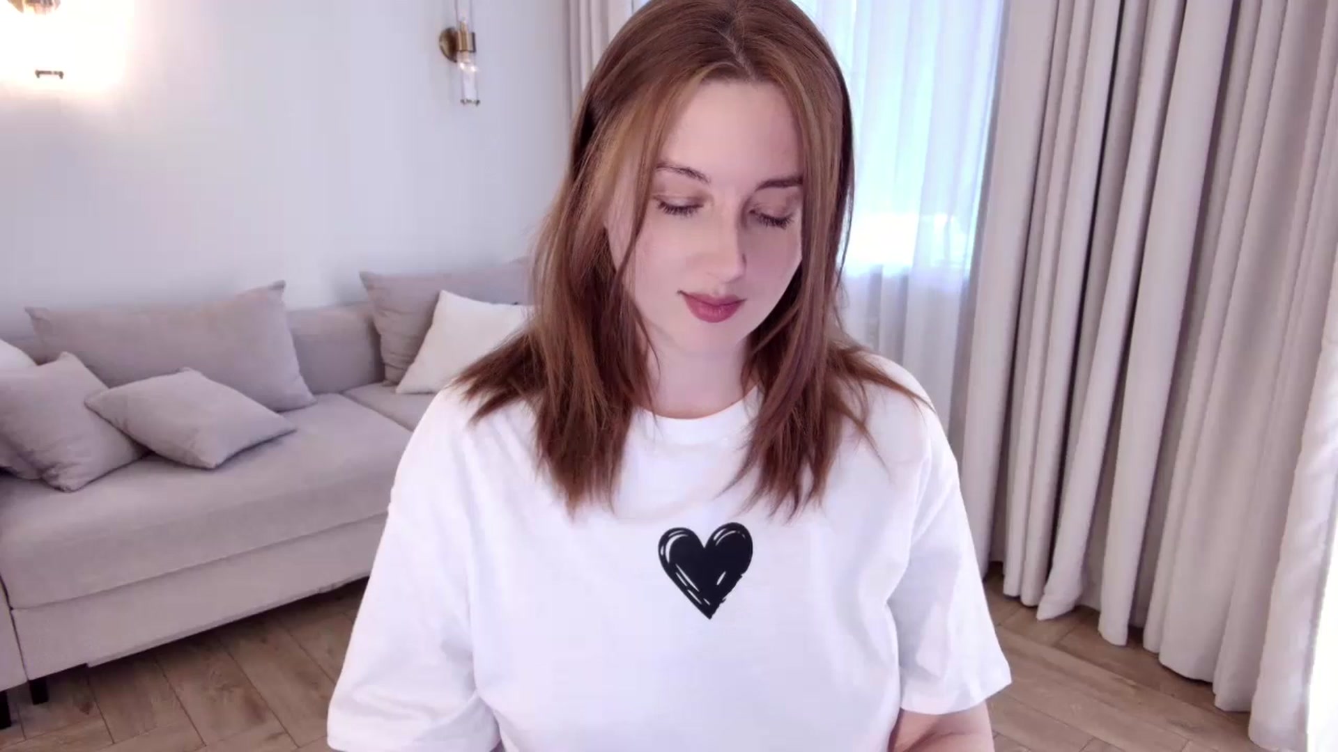 Gallery image thumbnail from Rockn_Grace's myfreecams stream on, 05/05/2025, 09:06 image 4 of 20