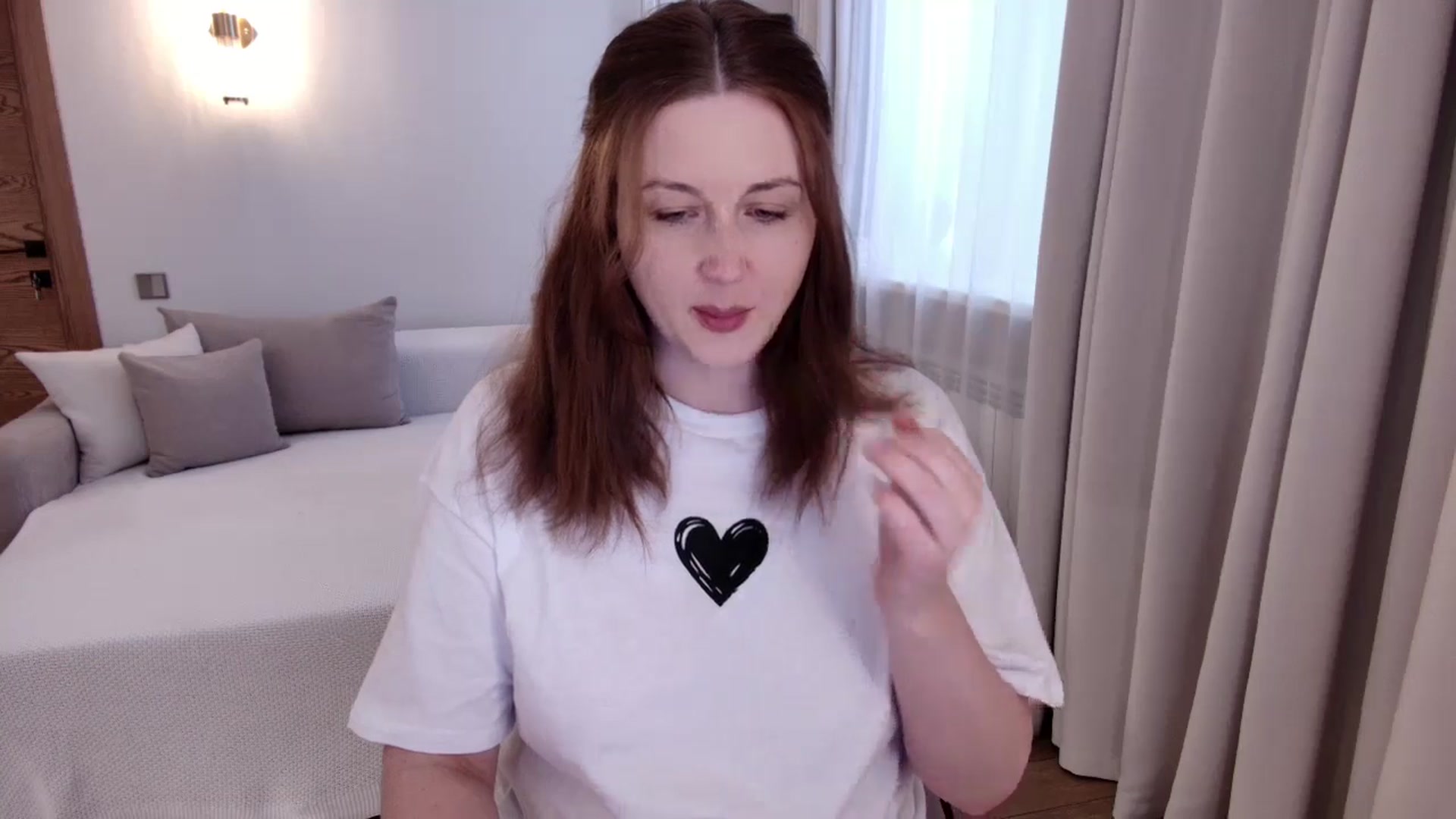 Gallery image thumbnail from Rockn_Grace's myfreecams stream on, 05/16/2025, 06:22 image 13 of 20