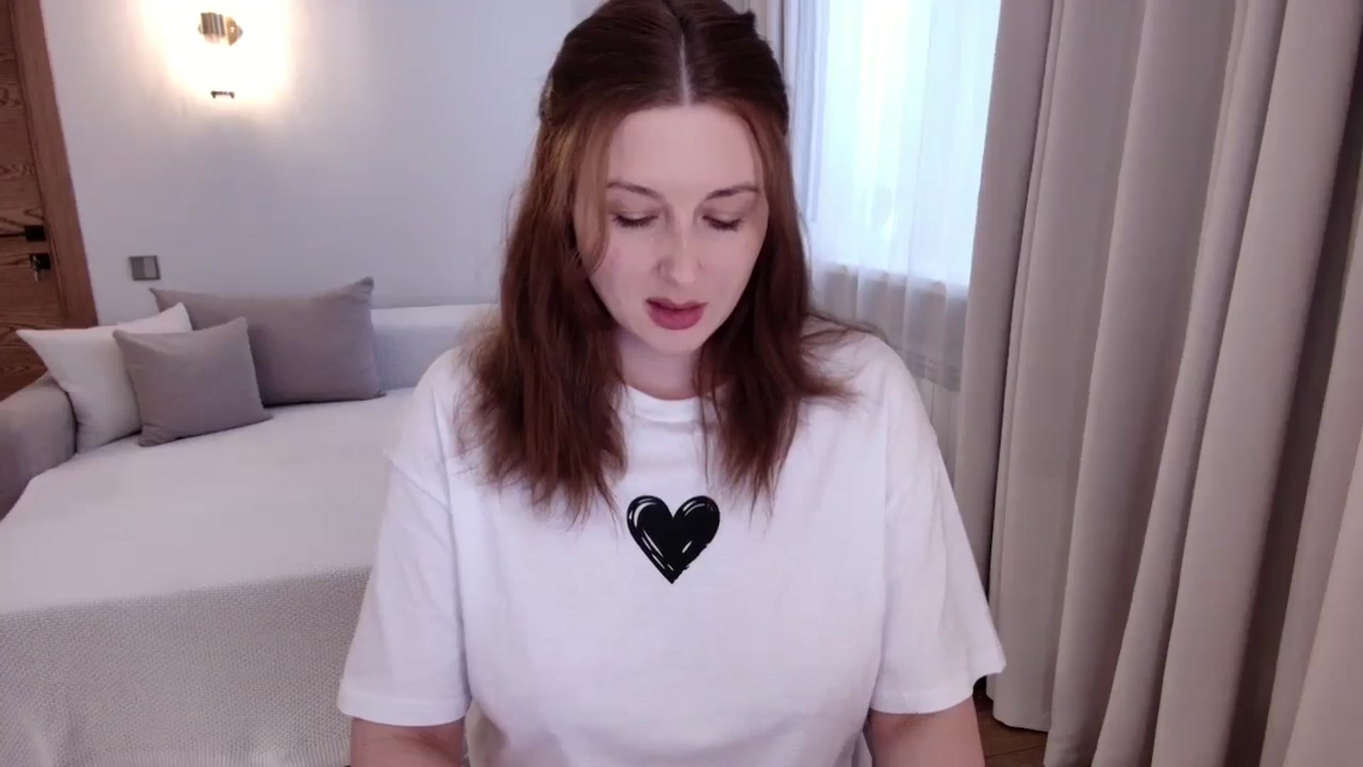 Gallery image thumbnail from Rockn_Grace's myfreecams stream on, 05/16/2025, 06:22 image 19 of 20