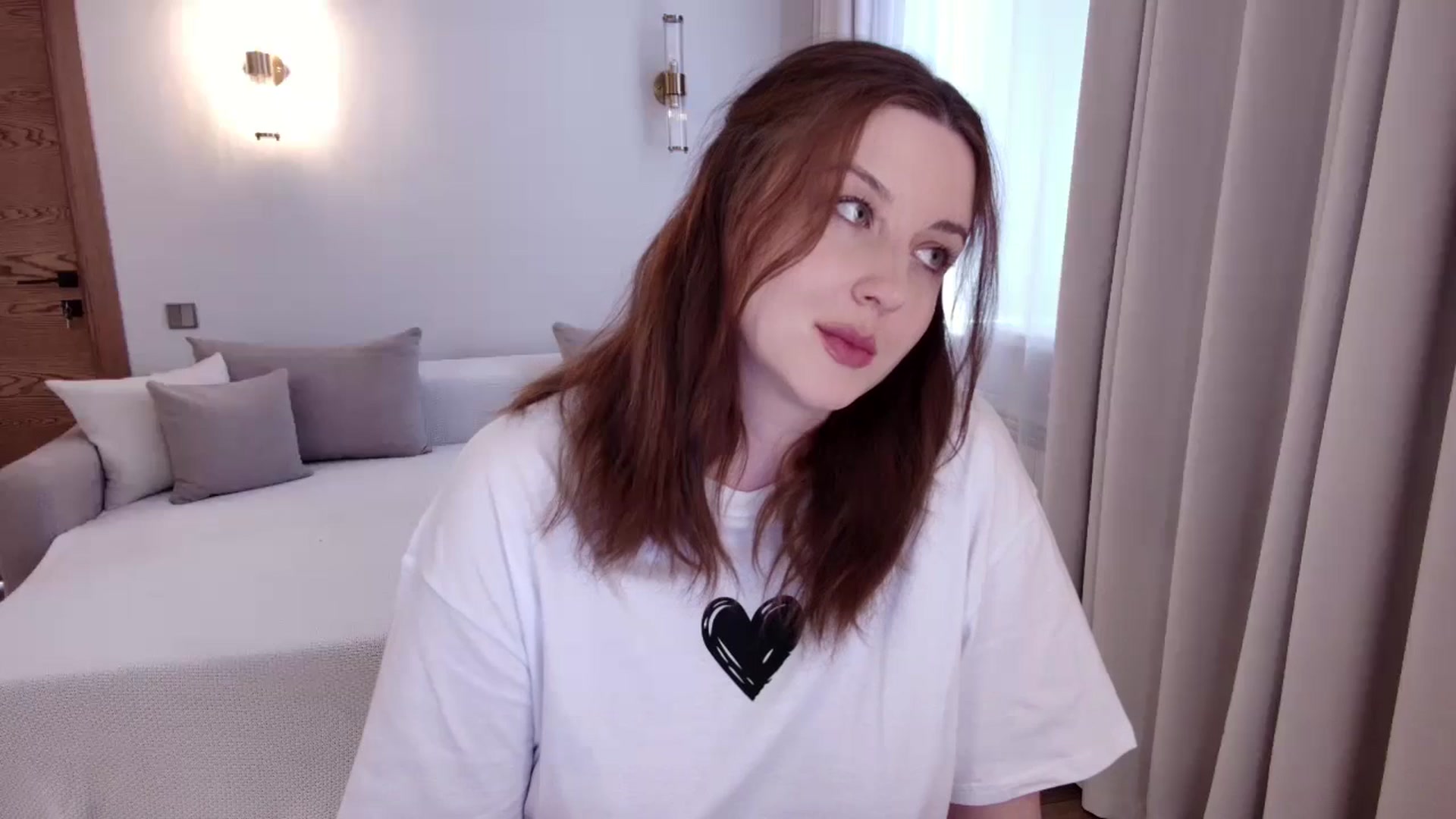 Gallery image thumbnail from Rockn_Grace's myfreecams stream on, 05/16/2025, 07:03 image 13 of 20
