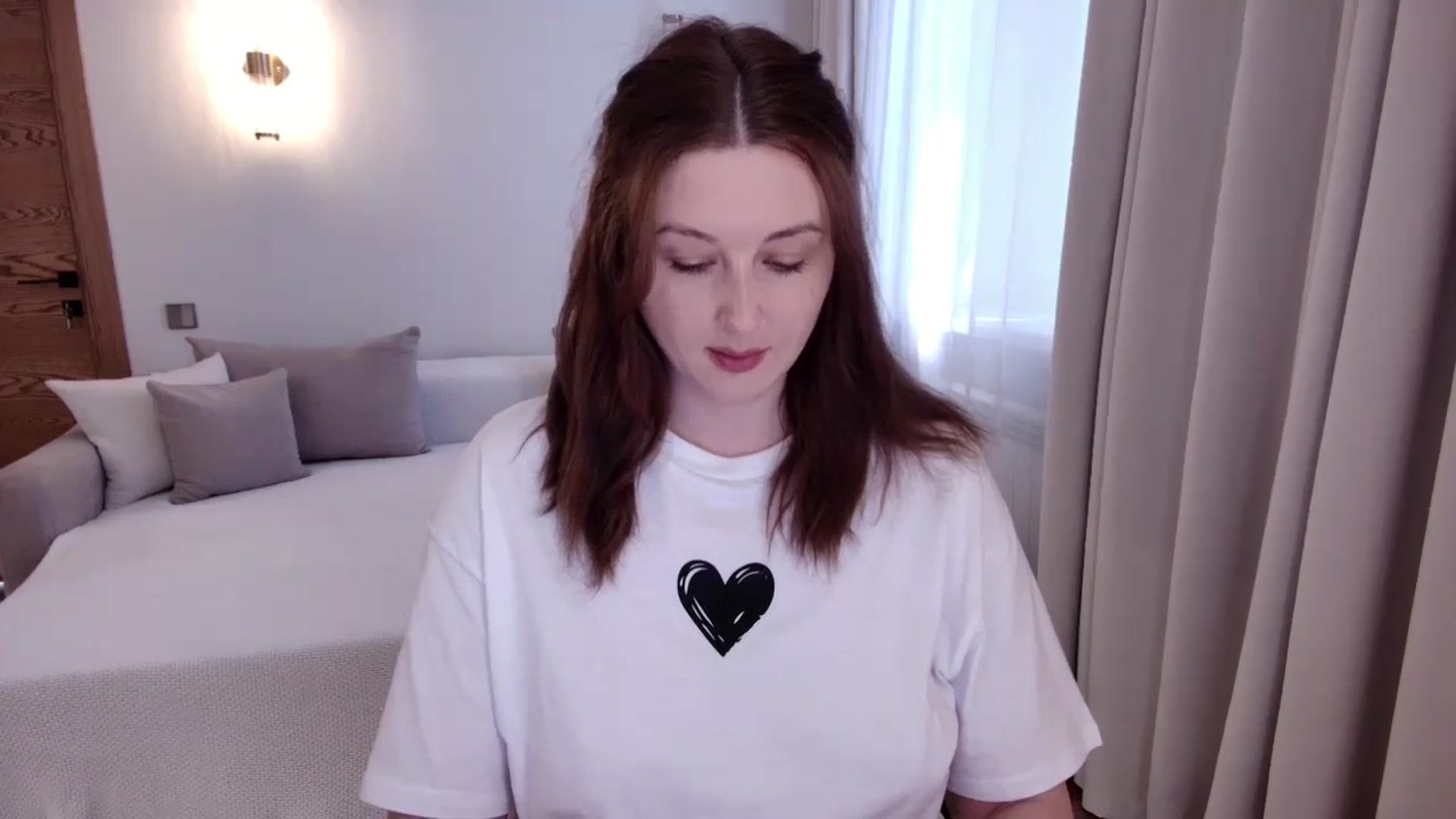 Gallery image thumbnail from Rockn_Grace's myfreecams stream on, 05/16/2025, 07:03 image 15 of 20