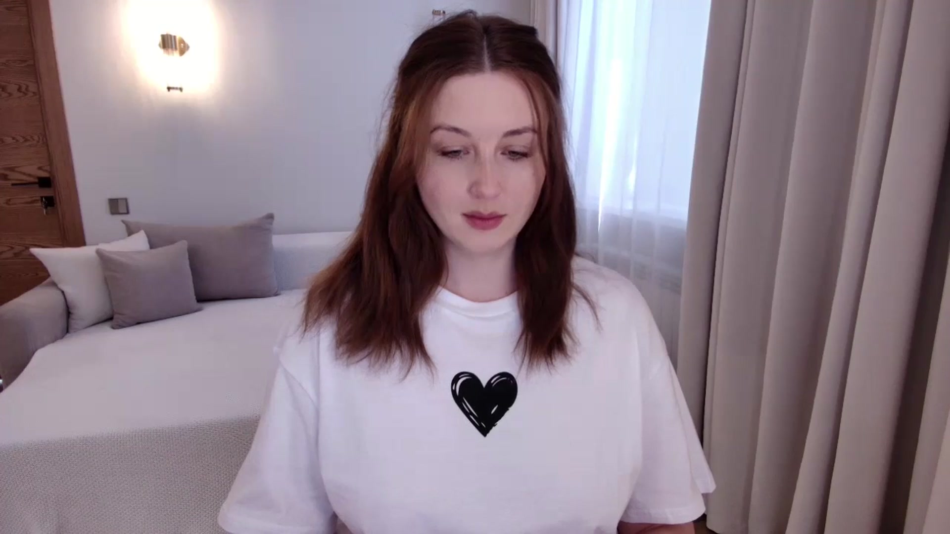 Gallery image thumbnail from Rockn_Grace's myfreecams stream on, 05/16/2025, 07:03 image 2 of 20