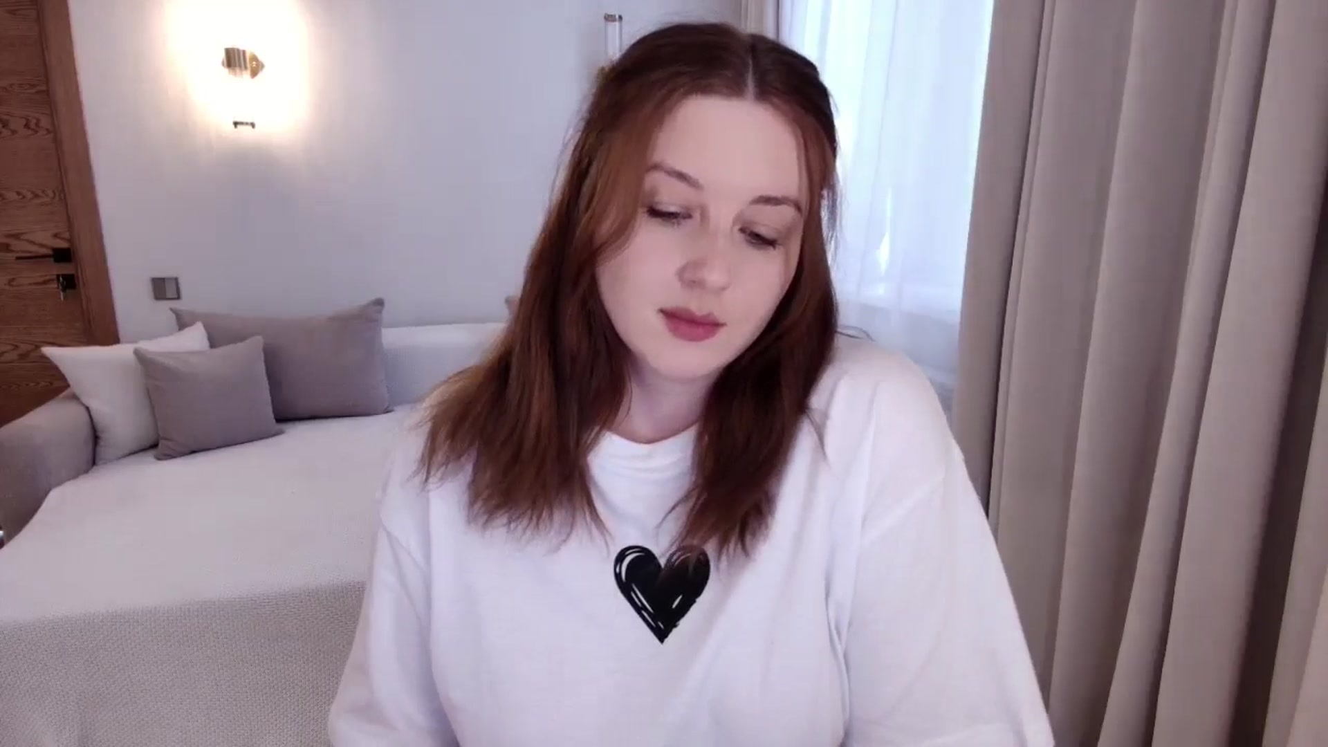 Gallery image thumbnail from Rockn_Grace's myfreecams stream on, 05/16/2025, 07:03 image 3 of 20