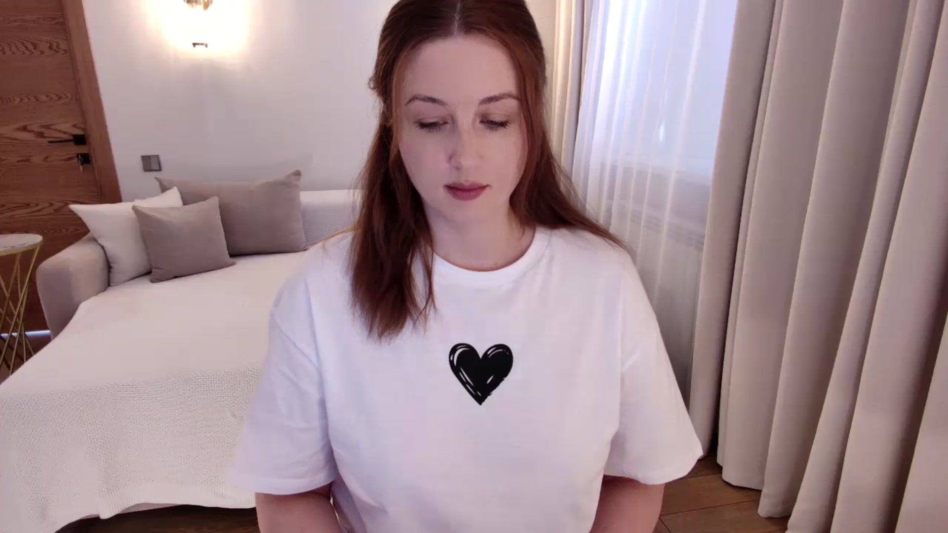 Gallery image thumbnail from Rockn_Grace's myfreecams stream on, 05/16/2025, 09:05 image 18 of 20