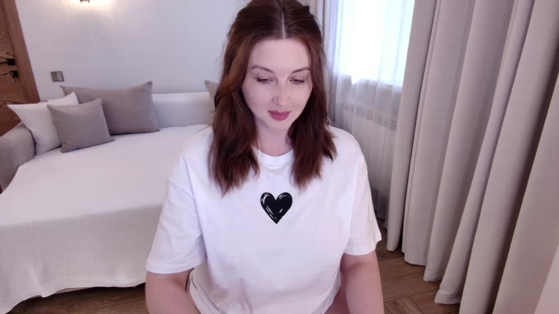Gallery image thumbnail from Rockn_Grace's myfreecams stream on, 05/16/2025, 09:05 image 6 of 20