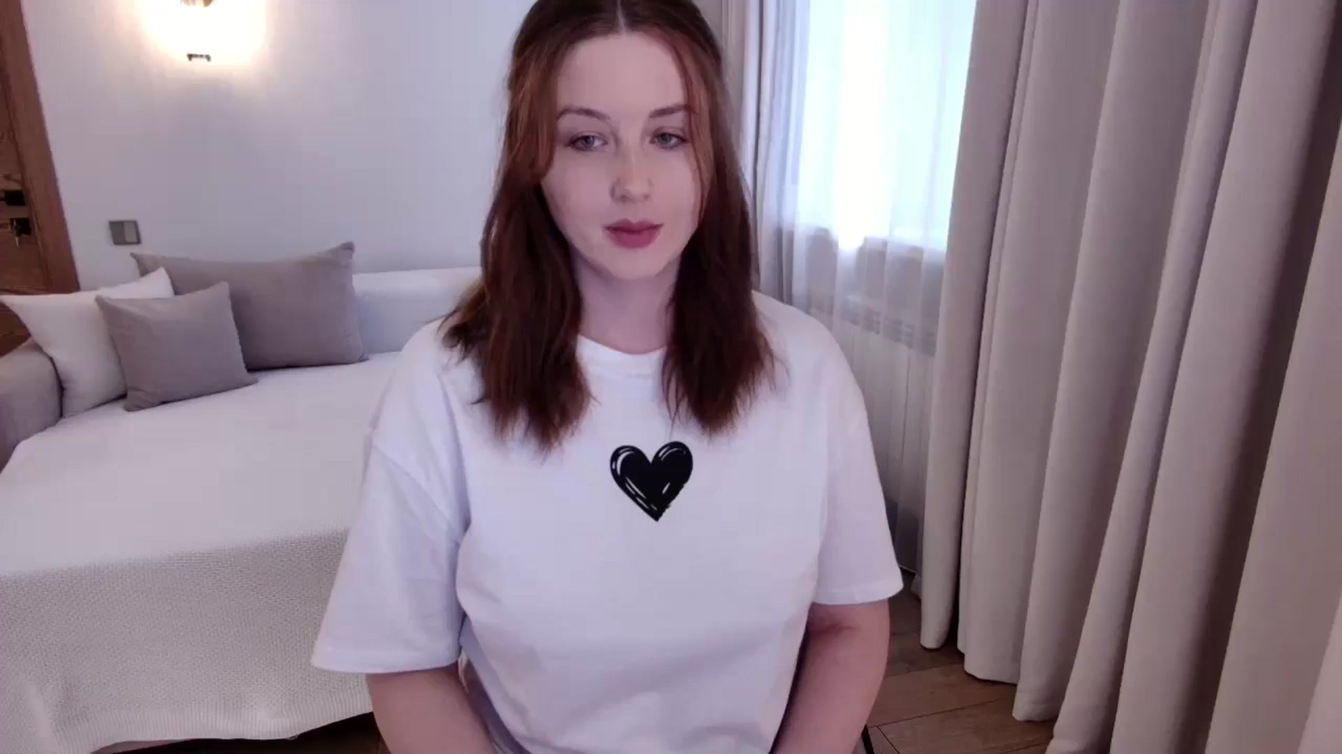 Gallery image thumbnail from Rockn_Grace's myfreecams stream on, 05/16/2025, 09:05 image 1 of 20