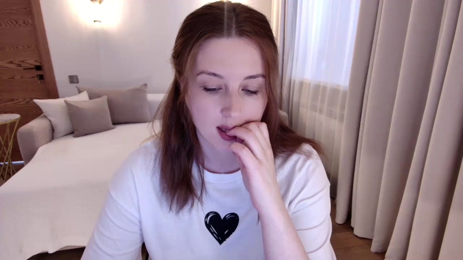 Gallery image thumbnail from Rockn_Grace's myfreecams stream on, 05/16/2025, 10:34 image 1 of 20