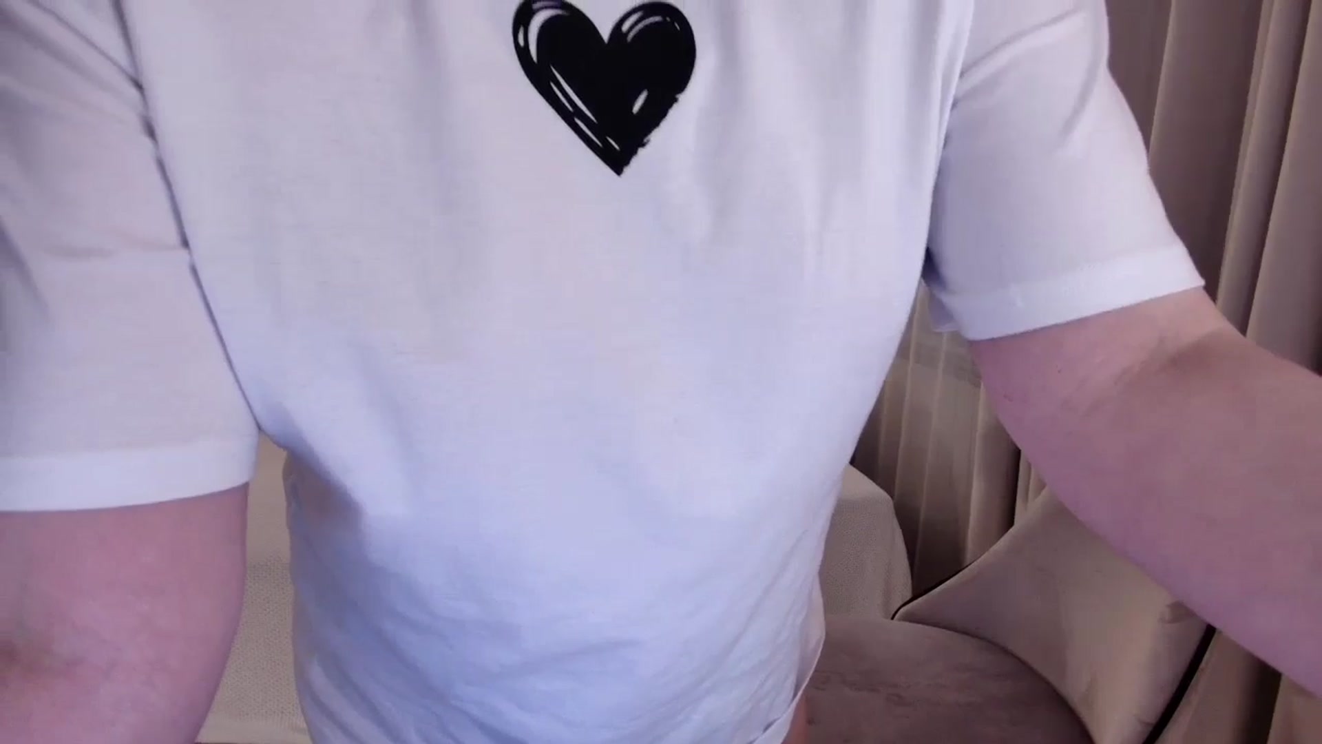 Gallery image thumbnail from Rockn_Grace's myfreecams stream on, 05/16/2025, 10:34 image 10 of 20