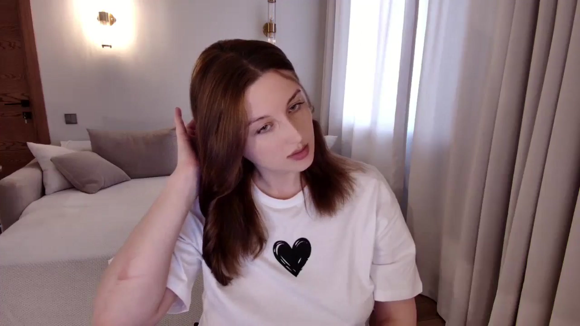 Gallery image thumbnail from Rockn_Grace's myfreecams stream on, 05/21/2025, 10:03 image 20 of 20
