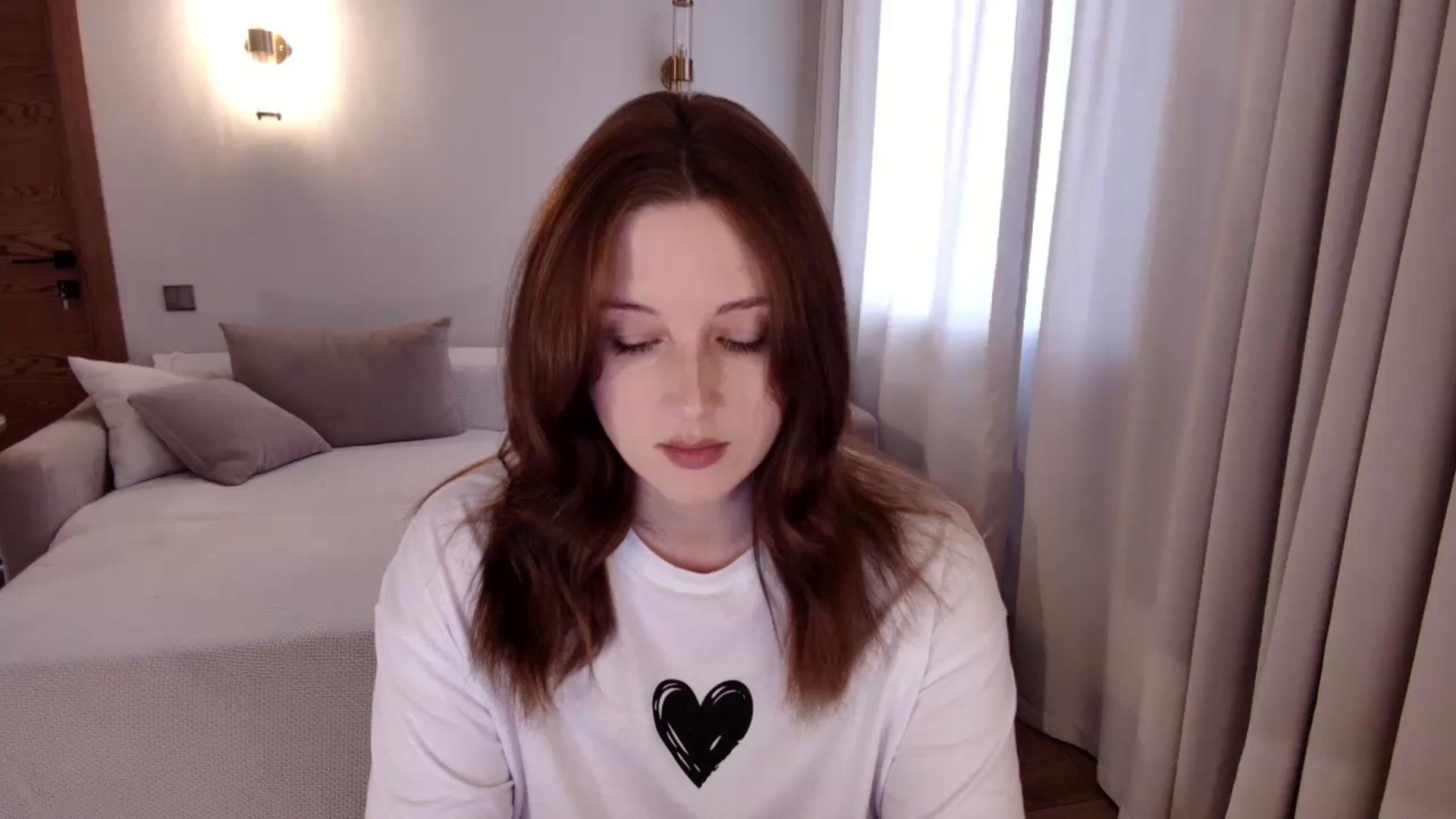 Gallery image thumbnail from Rockn_Grace's myfreecams stream on, 05/21/2025, 10:03 image 18 of 20