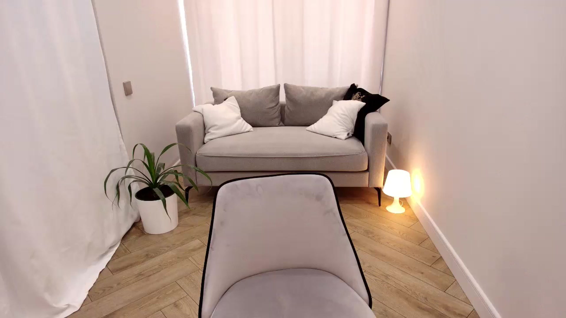 Gallery image thumbnail from Rockn_Grace's myfreecams stream on, 06/10/2025, 07:57 image 14 of 20