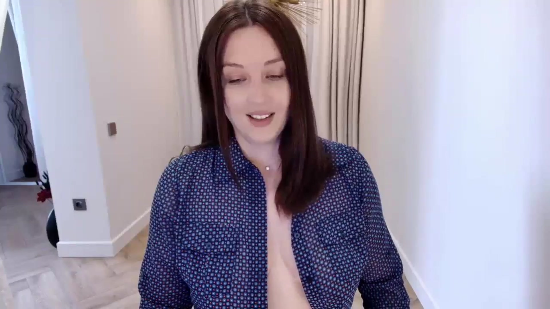 Gallery image thumbnail from Rockn_Grace's myfreecams stream on, 06/16/2025, 09:13 image 15 of 20