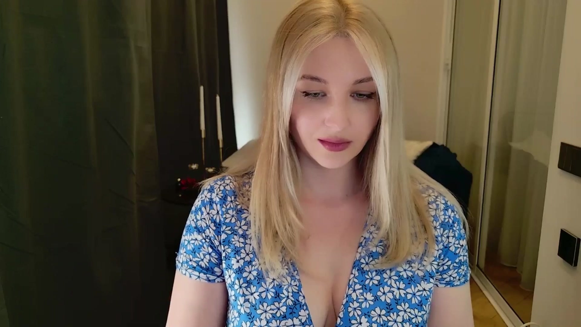 Gallery image thumbnail from Rockn_Grace's myfreecams stream on, 03/31/2026, 08:54 image 16 of 20