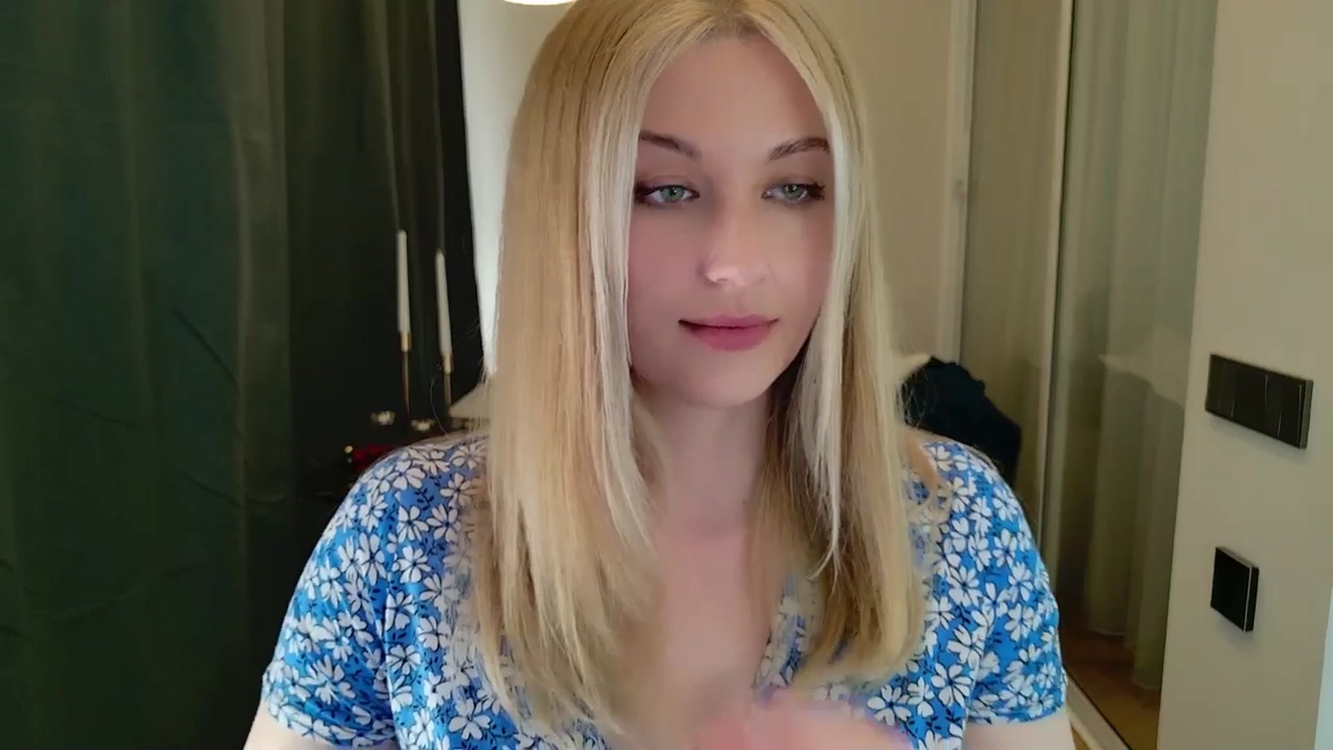 Gallery image thumbnail from Rockn_Grace's myfreecams stream on, 03/31/2026, 08:54 image 7 of 20