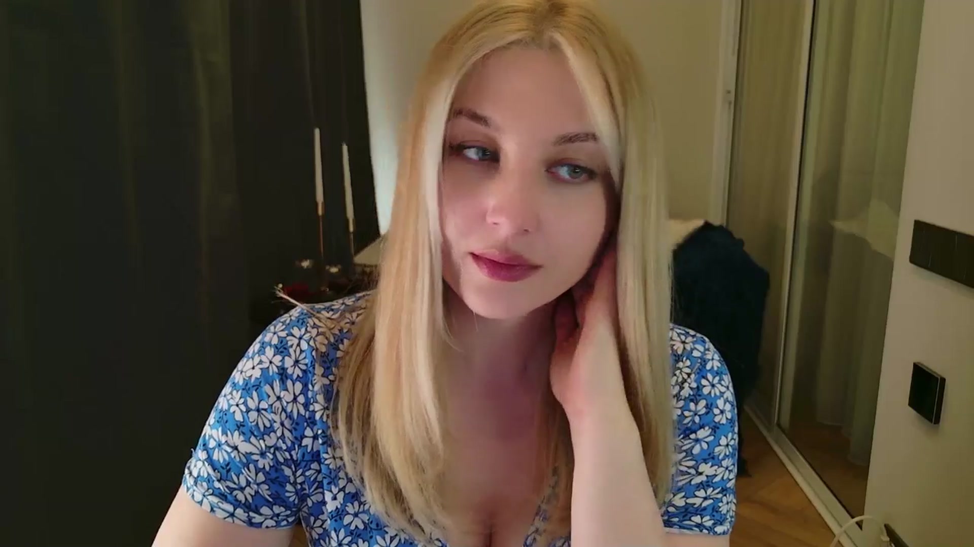 Gallery image thumbnail from Rockn_Grace's myfreecams stream on, 03/31/2026, 09:56 image 14 of 20
