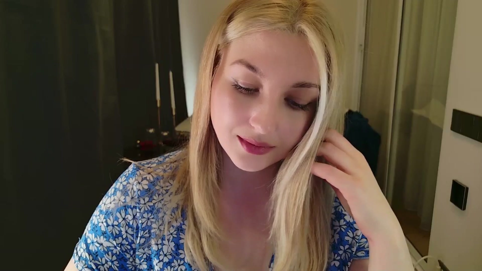 Gallery image thumbnail from Rockn_Grace's myfreecams stream on, 03/31/2026, 09:56 image 5 of 20