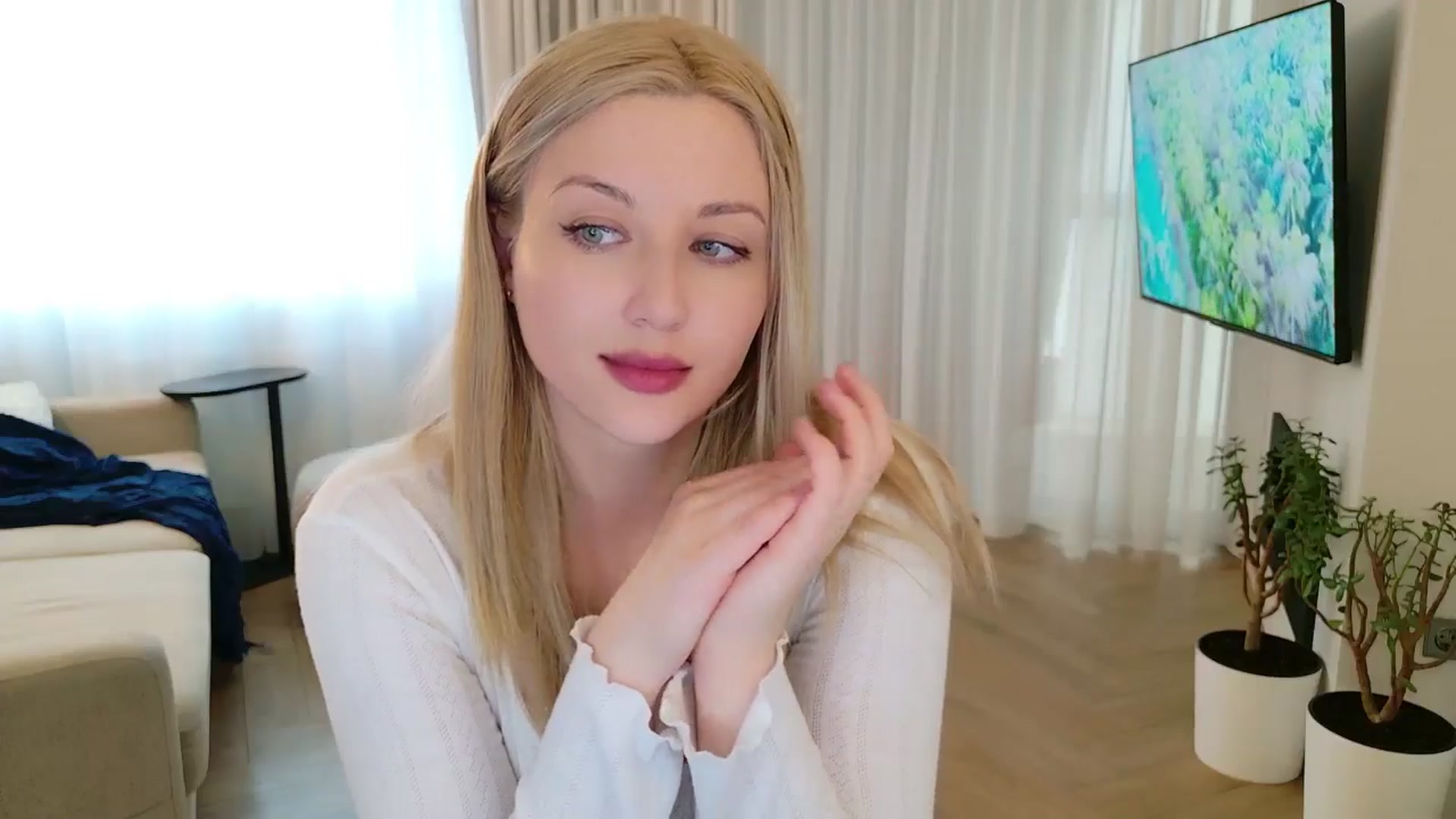Gallery image thumbnail from Rockn_Grace's myfreecams stream on, 04/01/2026, 09:23 image 14 of 20