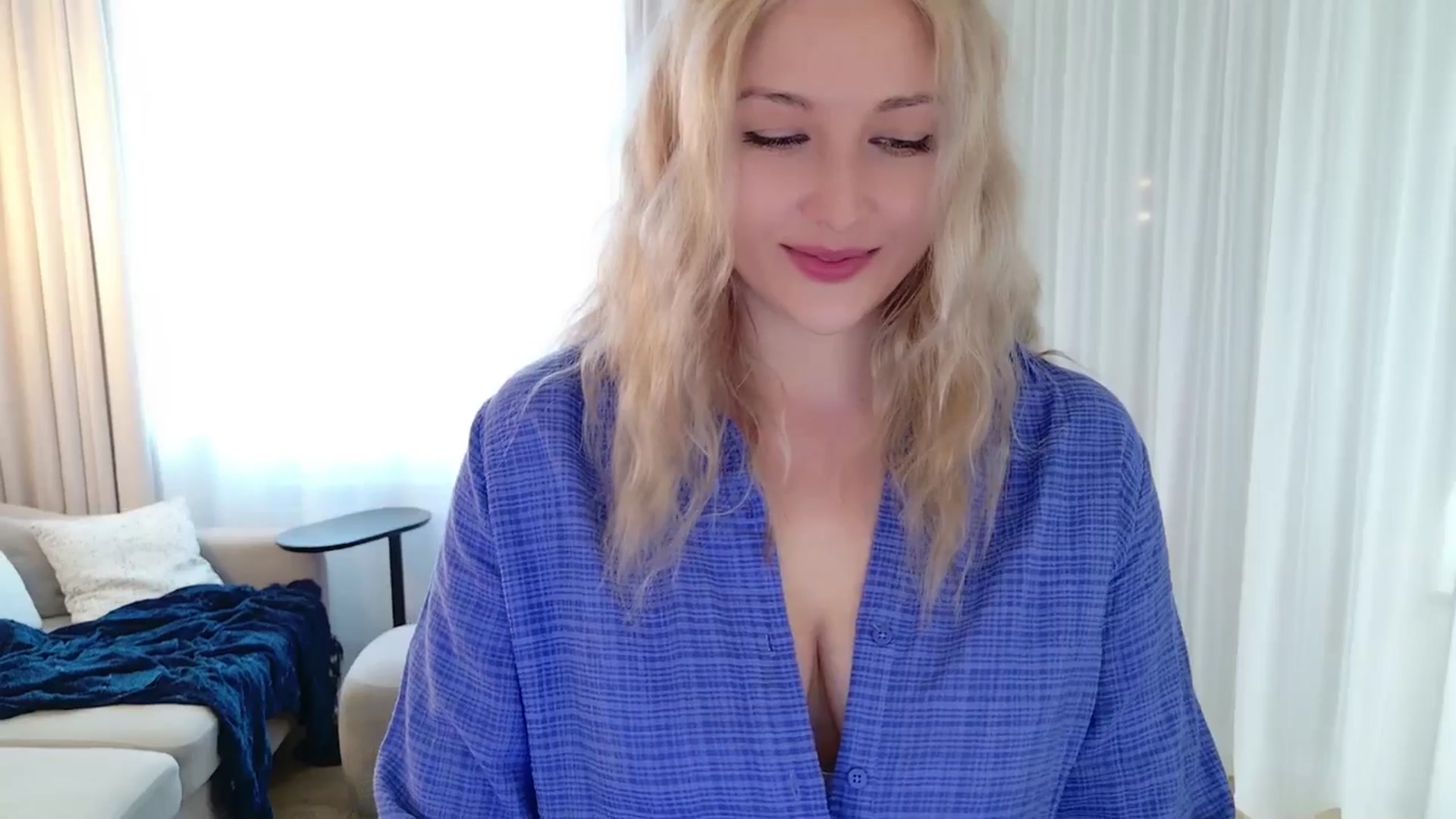Gallery image thumbnail from Rockn_Grace's myfreecams stream on, 04/02/2026, 06:23 image 13 of 20