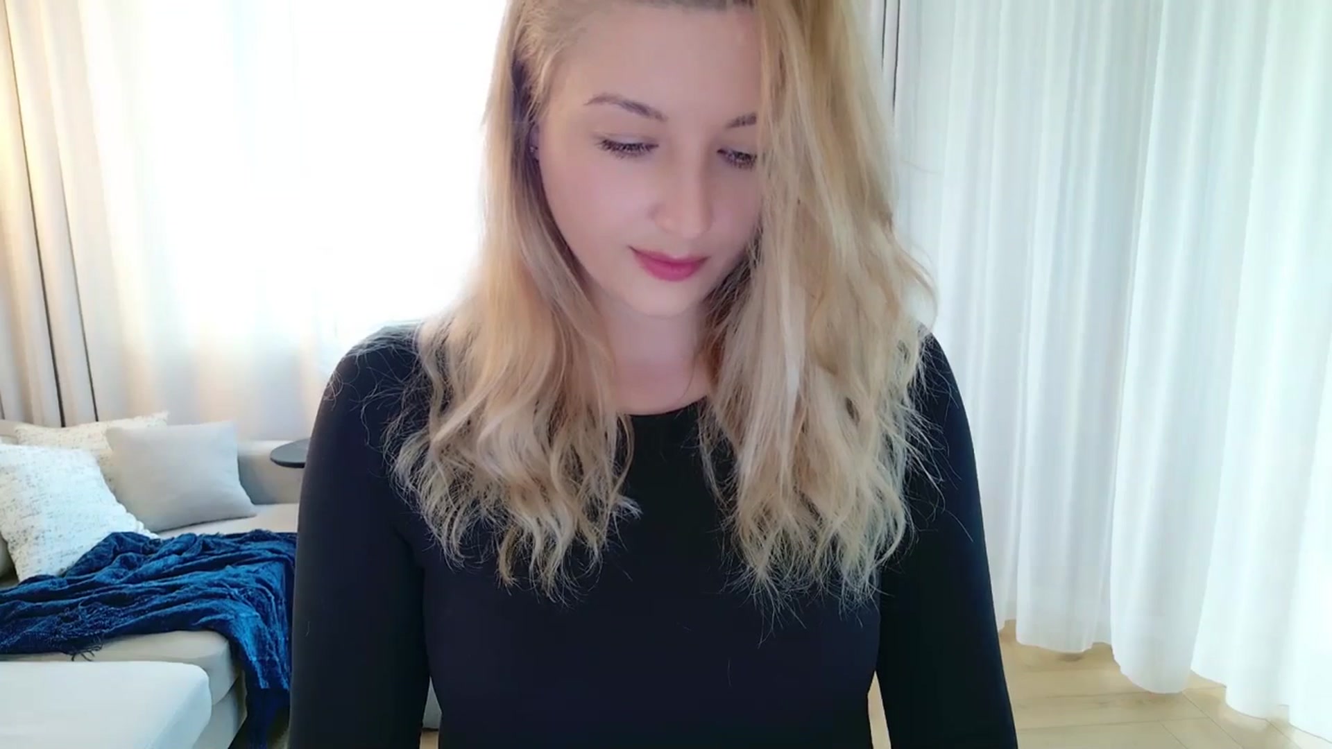 Gallery image thumbnail from Rockn_Grace's myfreecams stream on, 04/03/2026, 07:08 image 10 of 20
