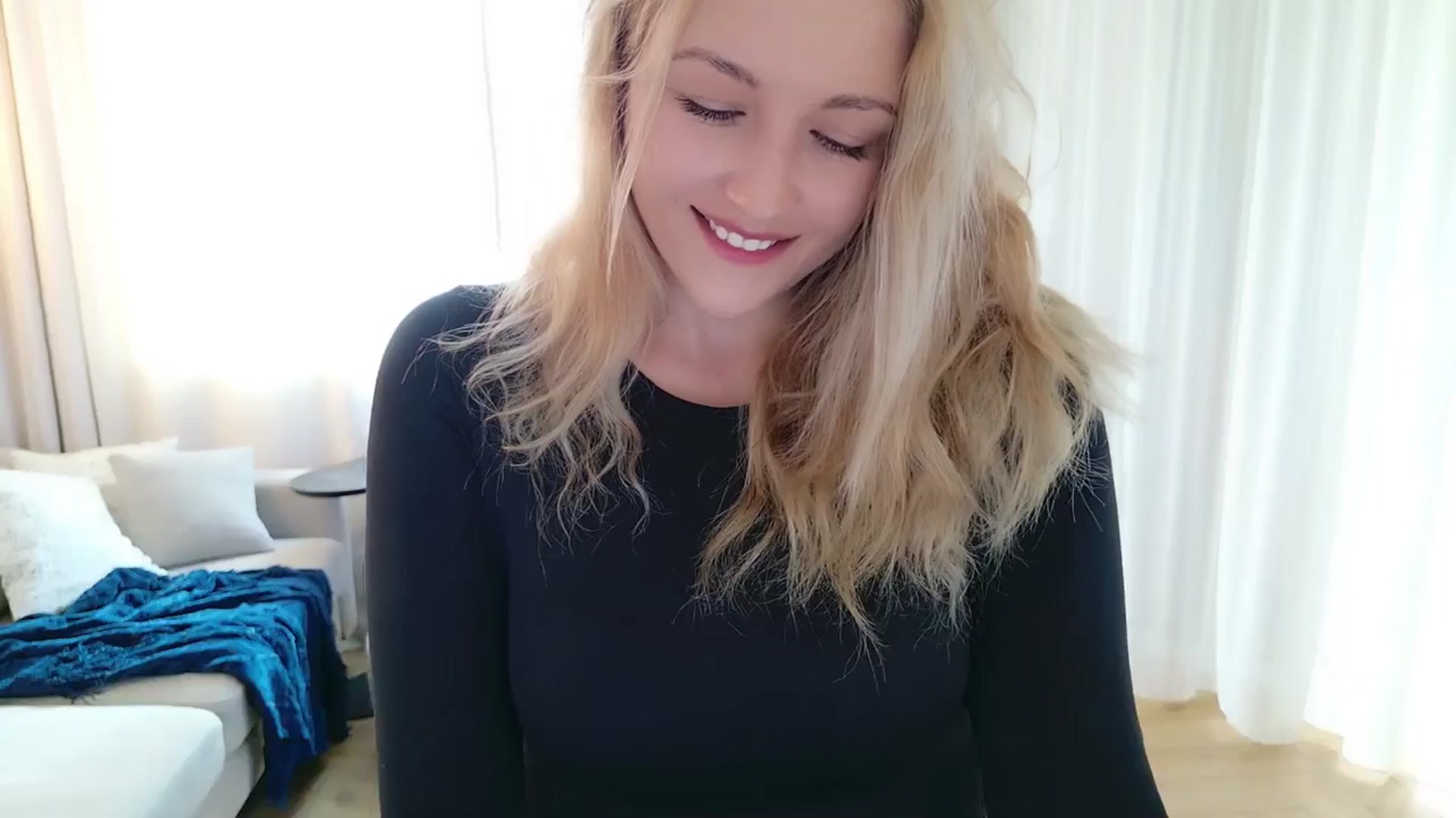Gallery image thumbnail from Rockn_Grace's myfreecams stream on, 04/03/2026, 07:08 image 7 of 20