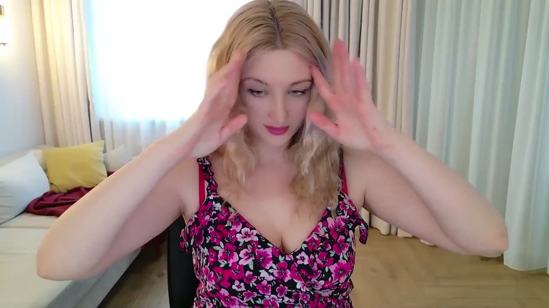 Gallery image thumbnail from Rockn_Grace's myfreecams stream on, 04/09/2026, 07:29 image 2 of 20