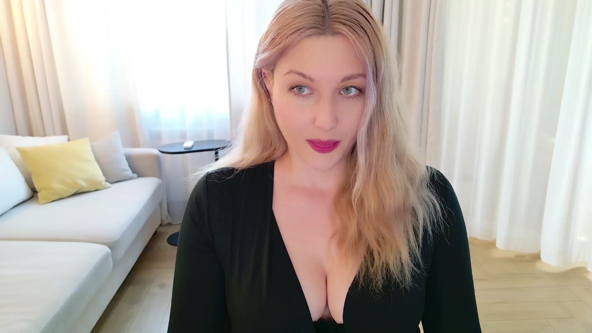 Gallery image thumbnail from Rockn_Grace's myfreecams stream on, 04/10/2026, 09:25 image 20 of 20