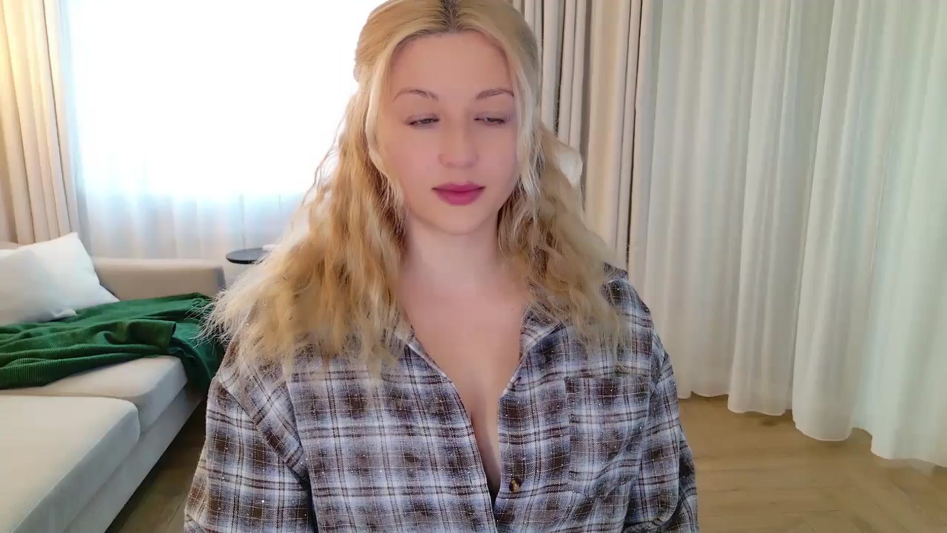 Gallery image thumbnail from Rockn_Grace's myfreecams stream on, 04/14/2026, 05:49 image 5 of 20