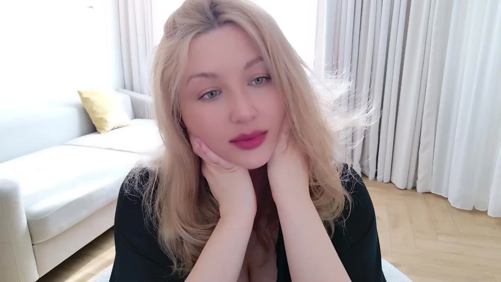 Gallery image thumbnail from Rockn_Grace's myfreecams stream on, 04/20/2026, 05:51 image 15 of 20