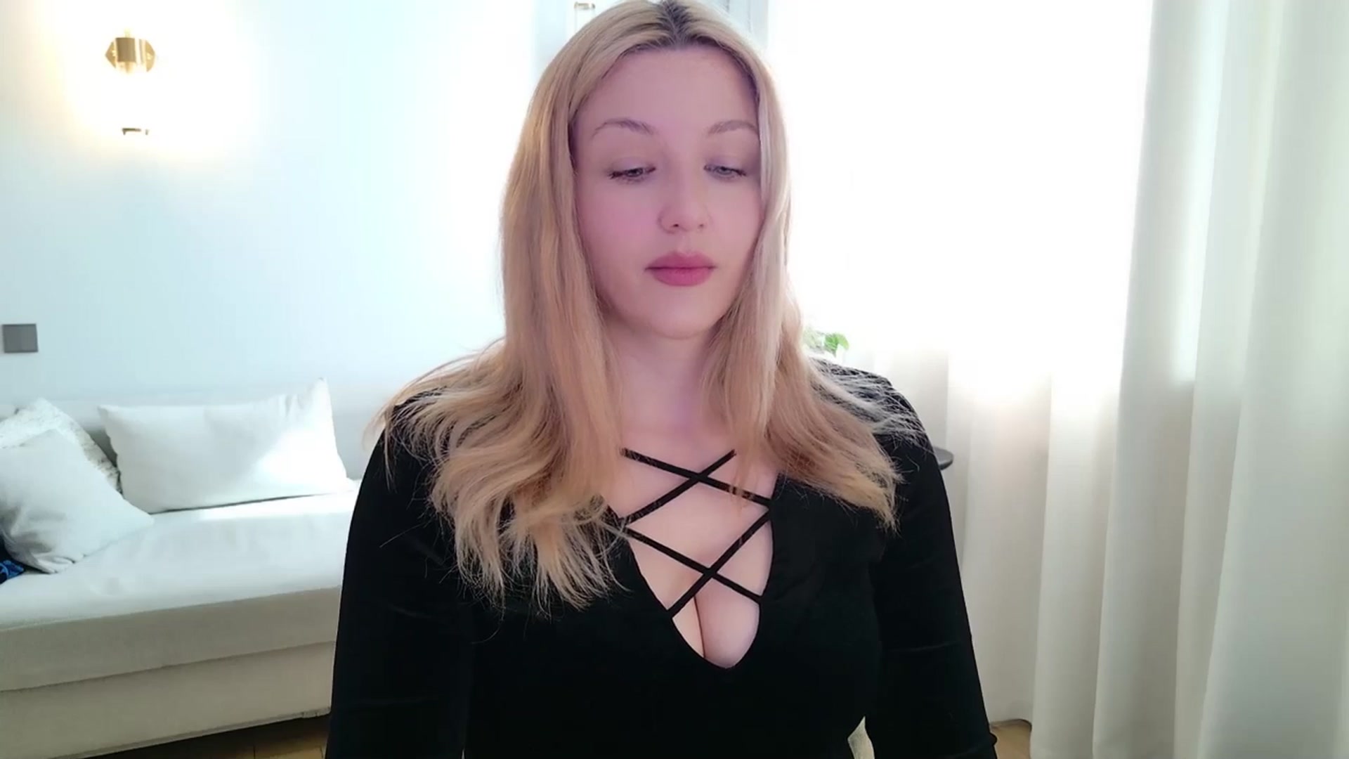 Gallery image thumbnail from Rockn_Grace's myfreecams stream on, 04/29/2026, 07:36 image 7 of 20