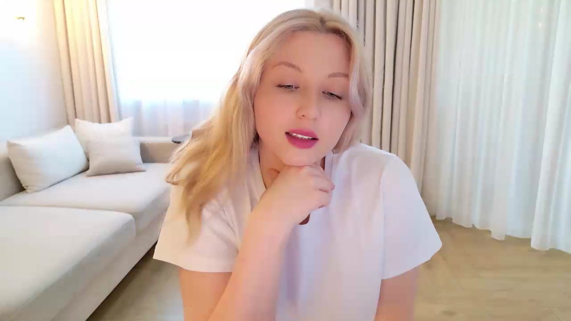 Gallery image thumbnail from Rockn_Grace's myfreecams stream on, 05/05/2026, 13:00 image 11 of 20