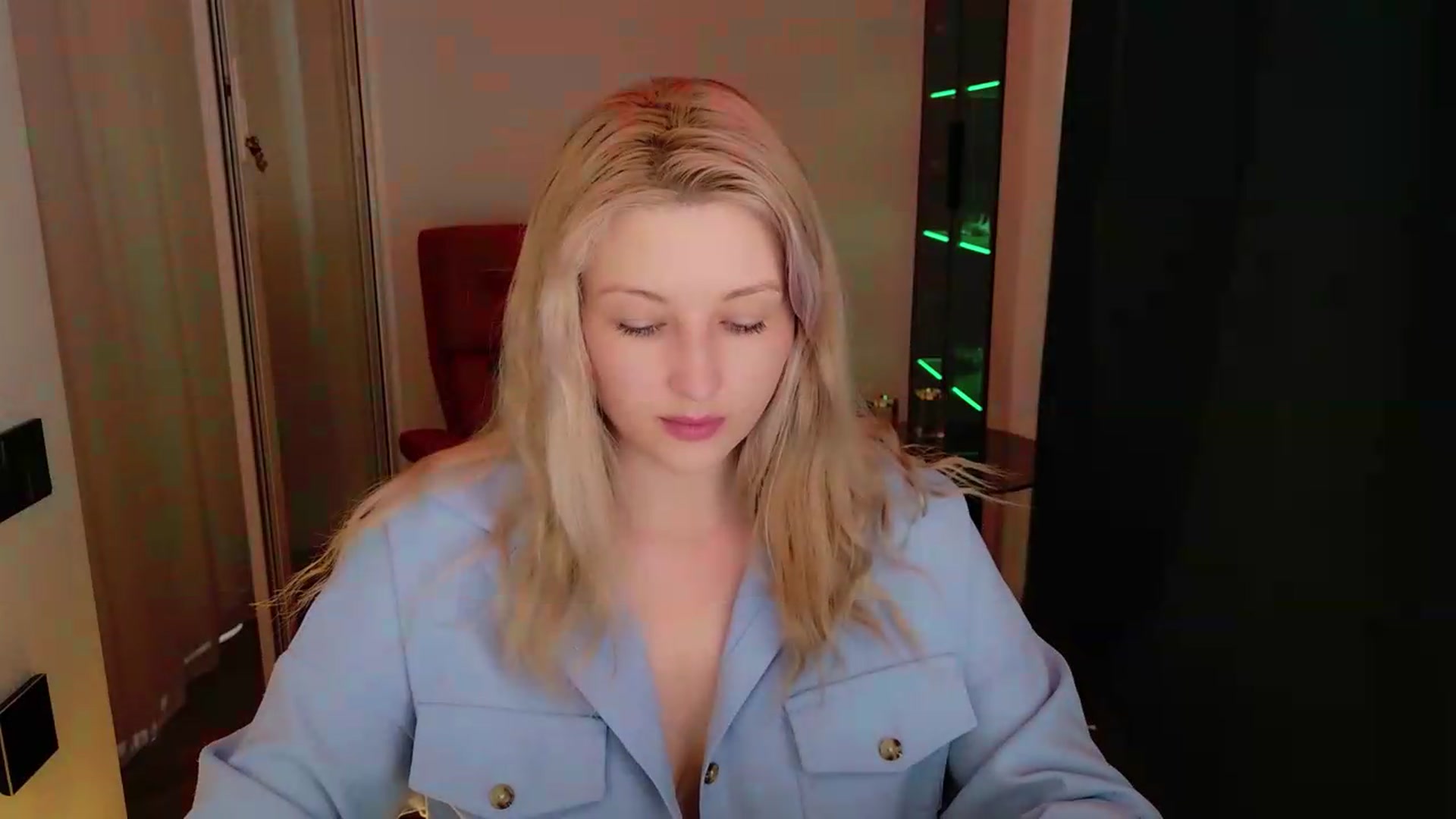 Gallery image thumbnail from Rockn_Grace's myfreecams stream on, 05/06/2026, 11:28 image 17 of 20