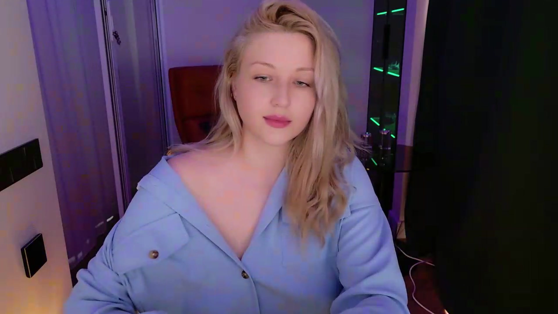 Gallery image thumbnail from Rockn_Grace's myfreecams stream on, 05/06/2026, 11:28 image 6 of 20
