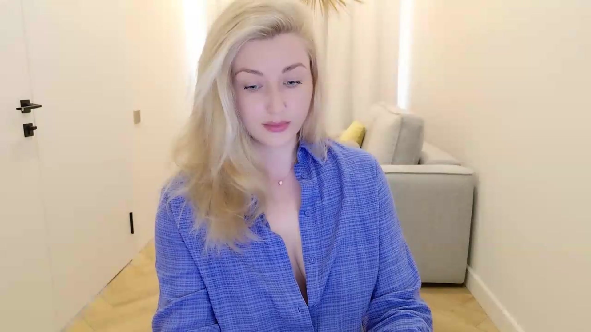 Gallery image thumbnail from Rockn_Grace's myfreecams stream on, 05/18/2026, 07:58 image 12 of 20