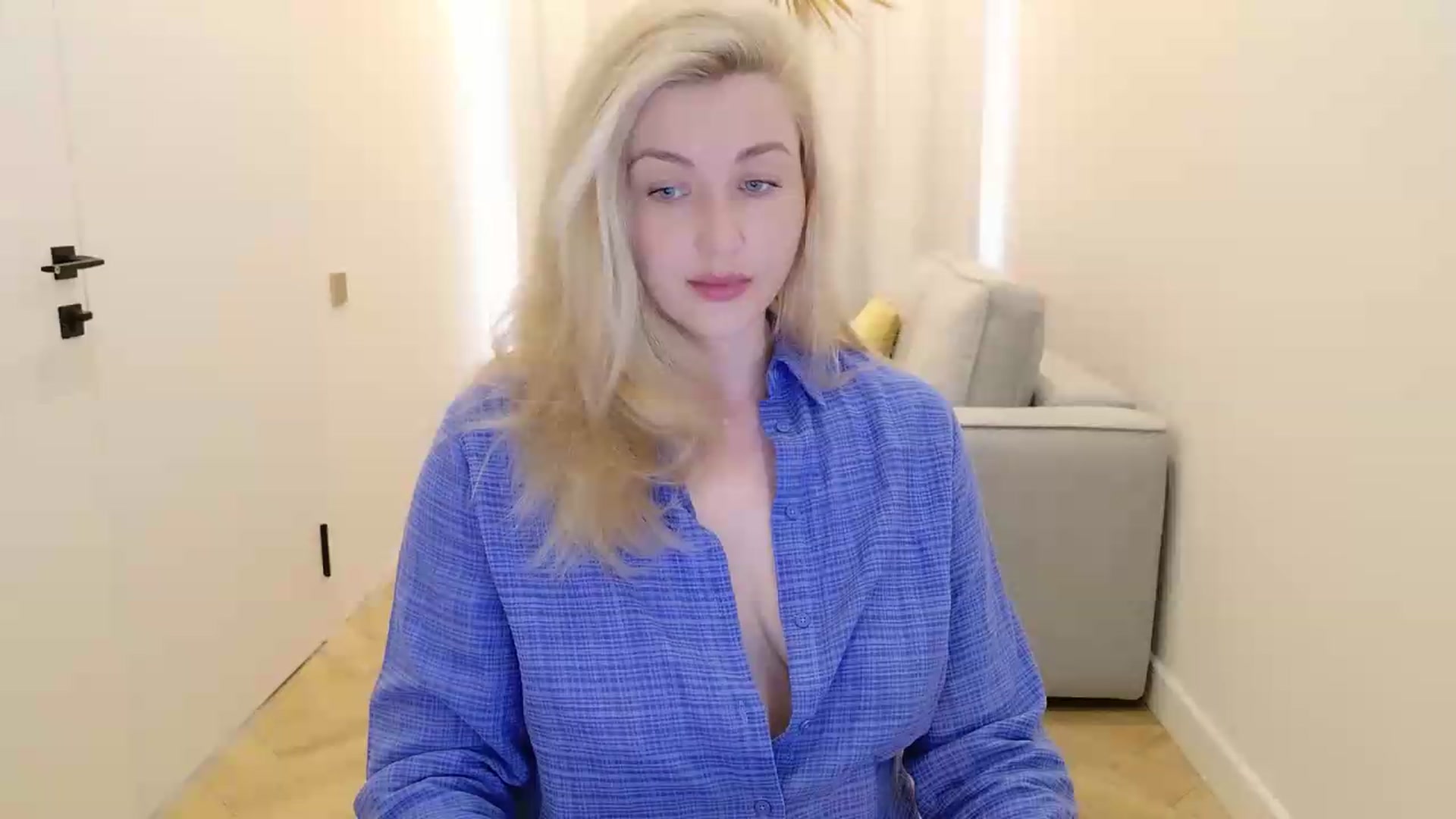 Gallery image thumbnail from Rockn_Grace's myfreecams stream on, 05/18/2026, 07:58 image 13 of 20