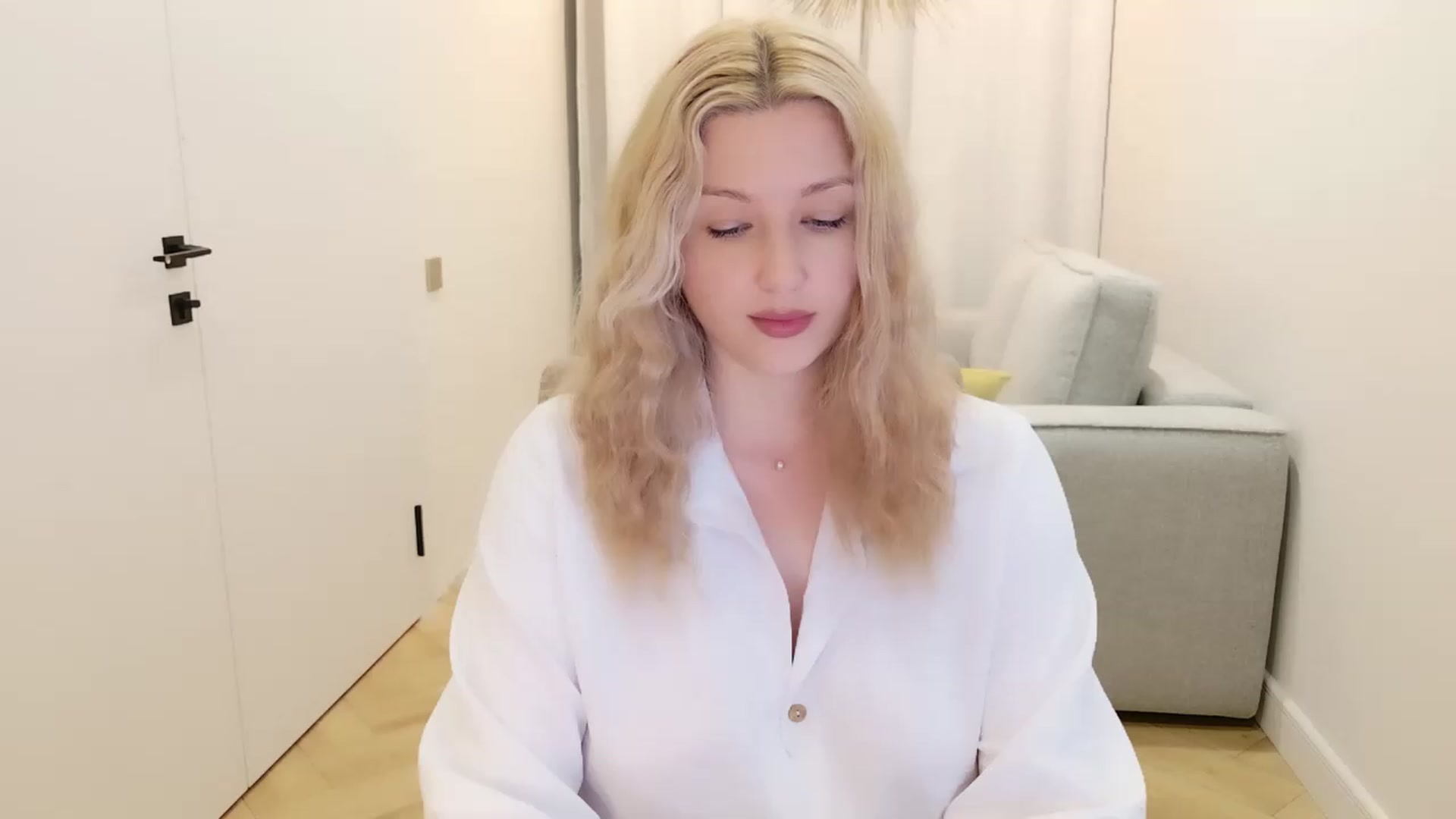 Gallery image thumbnail from Rockn_Grace's myfreecams stream on, 05/26/2026, 19:19 image 8 of 20