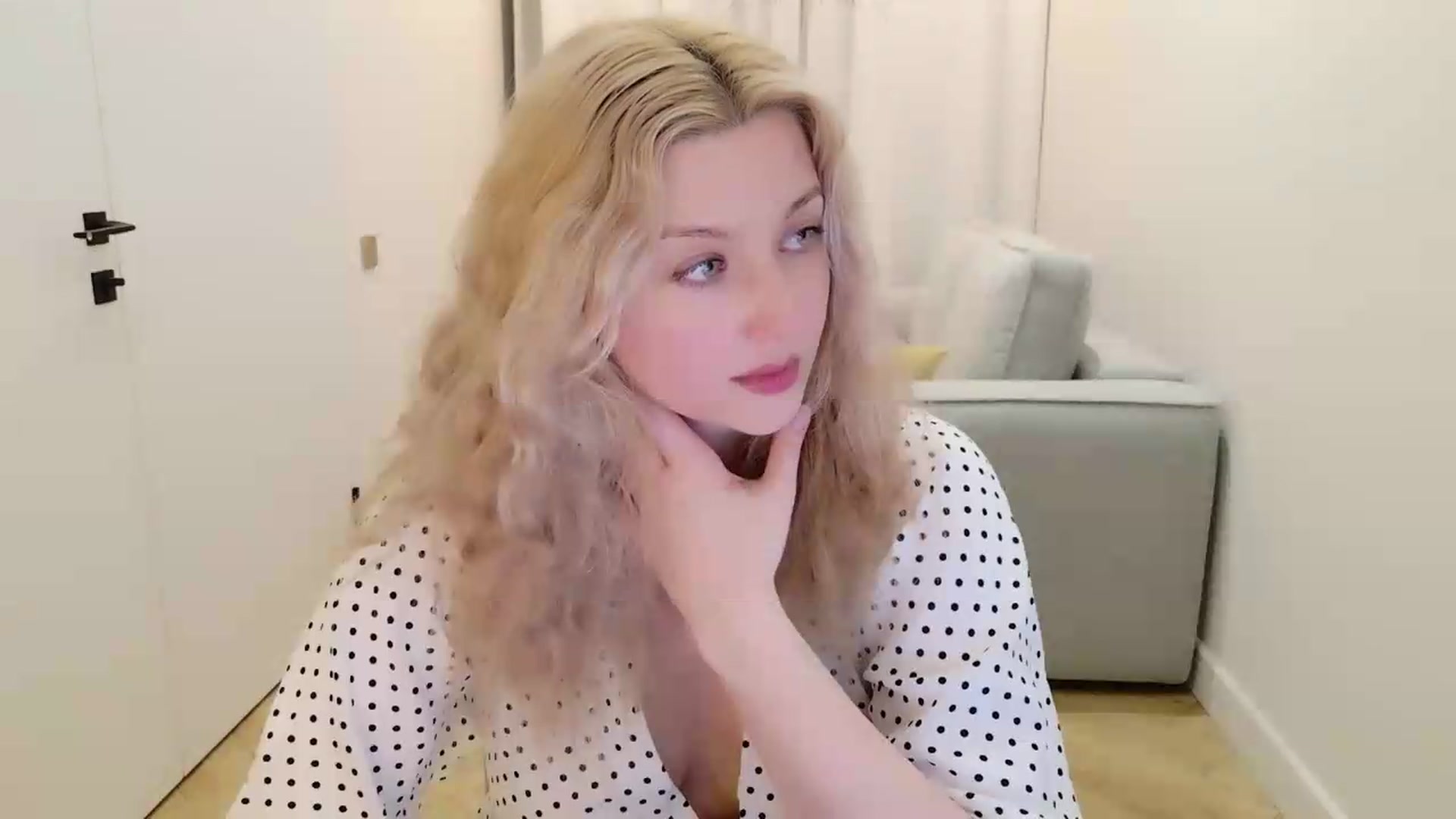 Gallery image thumbnail from Rockn_Grace's myfreecams stream on, 05/26/2026, 22:09 image 11 of 20
