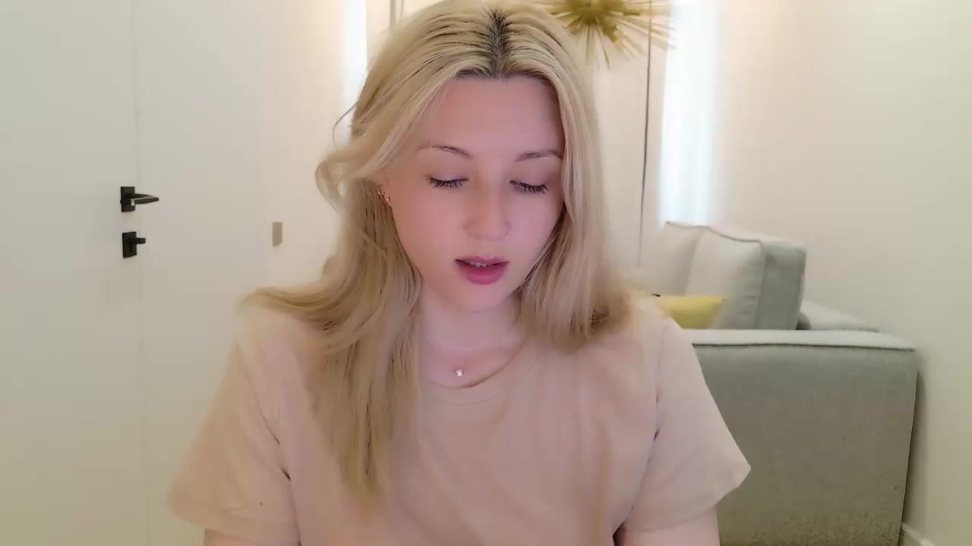Gallery image thumbnail from Rockn_Grace's myfreecams stream on, 06/02/2026, 10:56 image 10 of 20