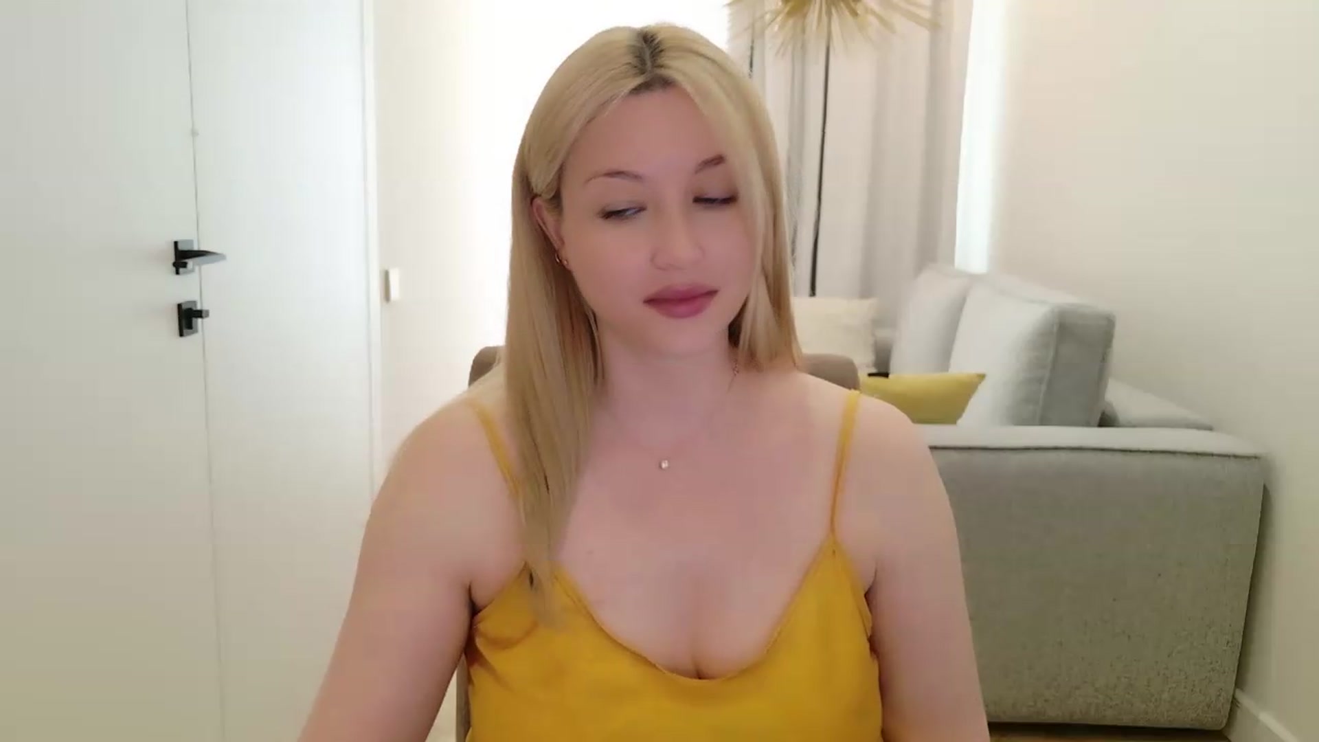 Gallery image thumbnail from Rockn_Grace's myfreecams stream on, 06/03/2026, 07:11 image 11 of 20