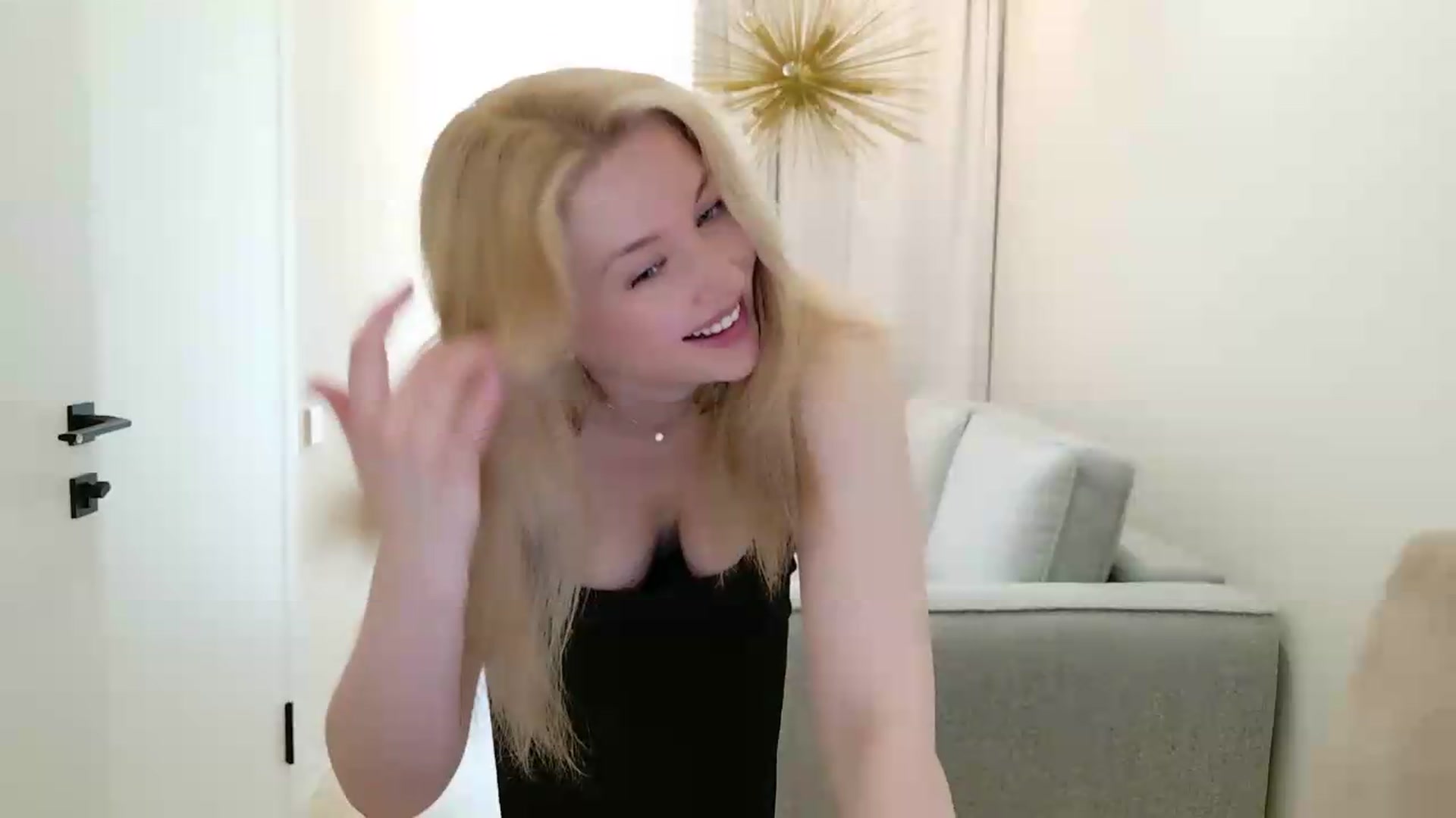 Gallery image thumbnail from Rockn_Grace's myfreecams stream on, 06/09/2026, 08:21 image 17 of 20