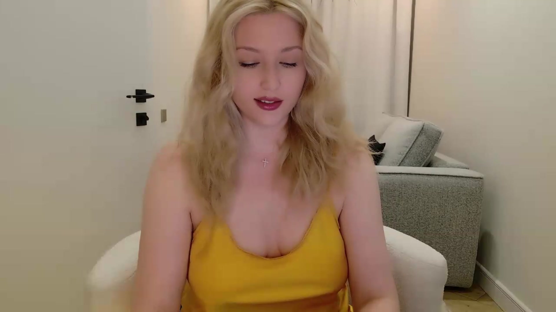 Gallery image thumbnail from Rockn_Grace's myfreecams stream on, 06/30/2026, 18:38 image 10 of 20