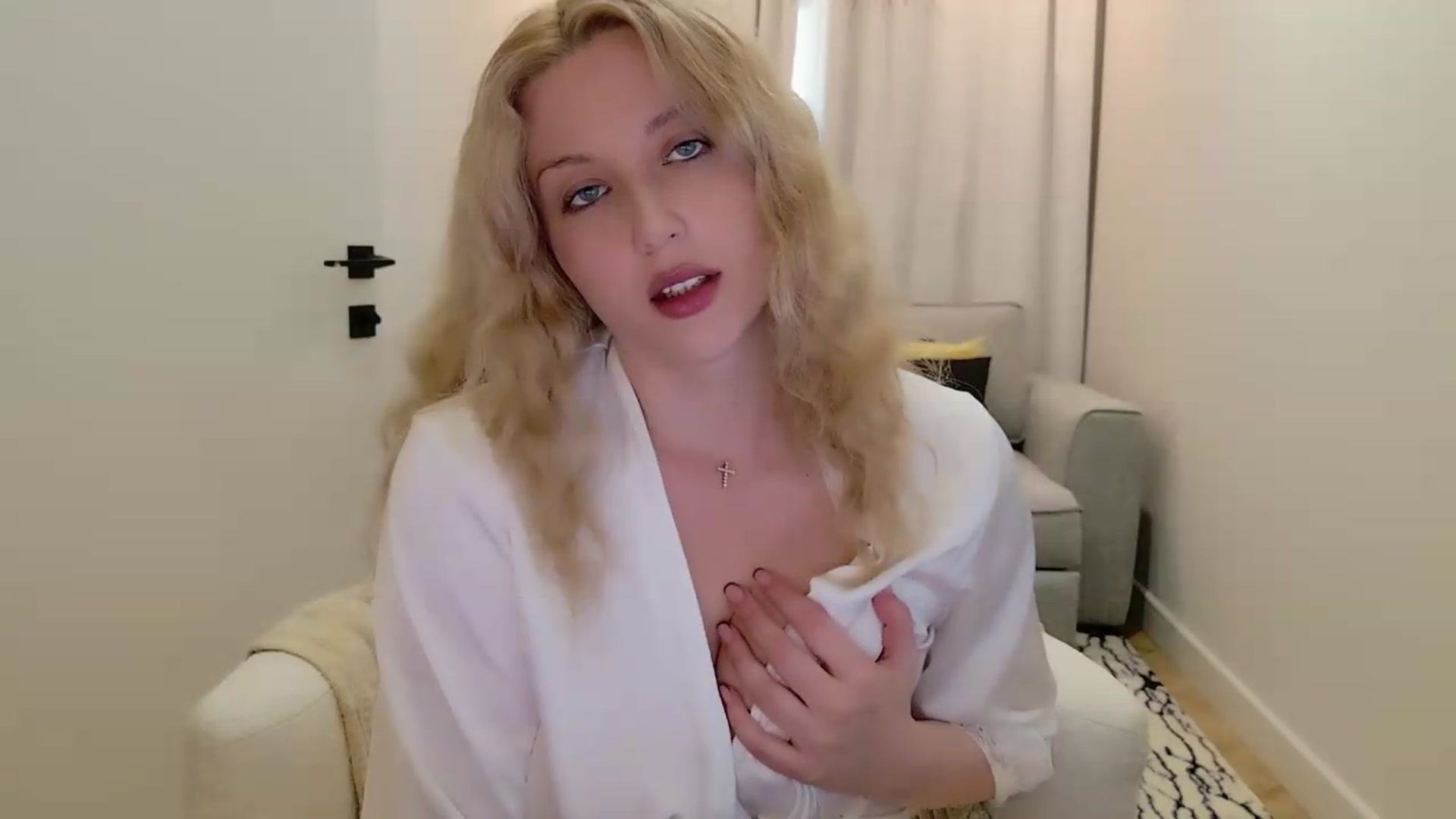 Gallery image thumbnail from Rockn_Grace's myfreecams stream on, 07/02/2026, 15:45 image 9 of 20