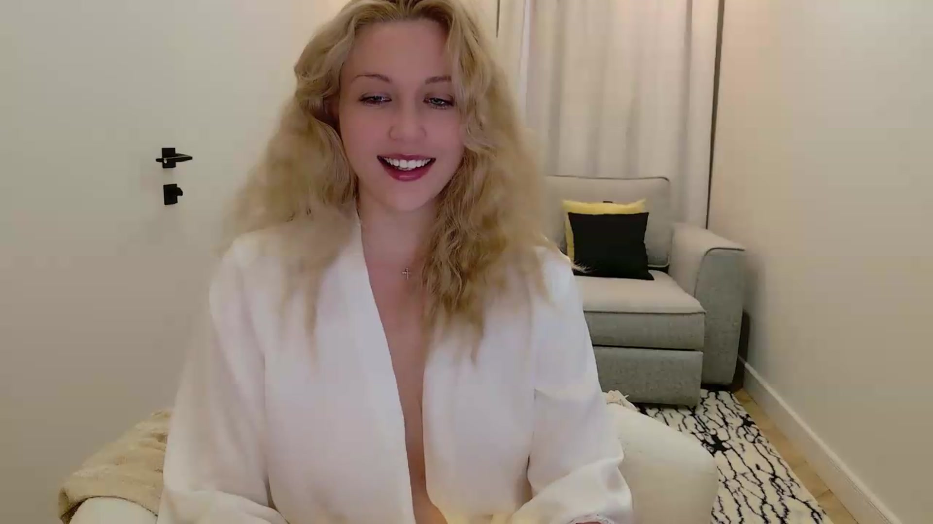 Gallery image thumbnail from Rockn_Grace's myfreecams stream on, 07/02/2026, 19:19 image 5 of 20