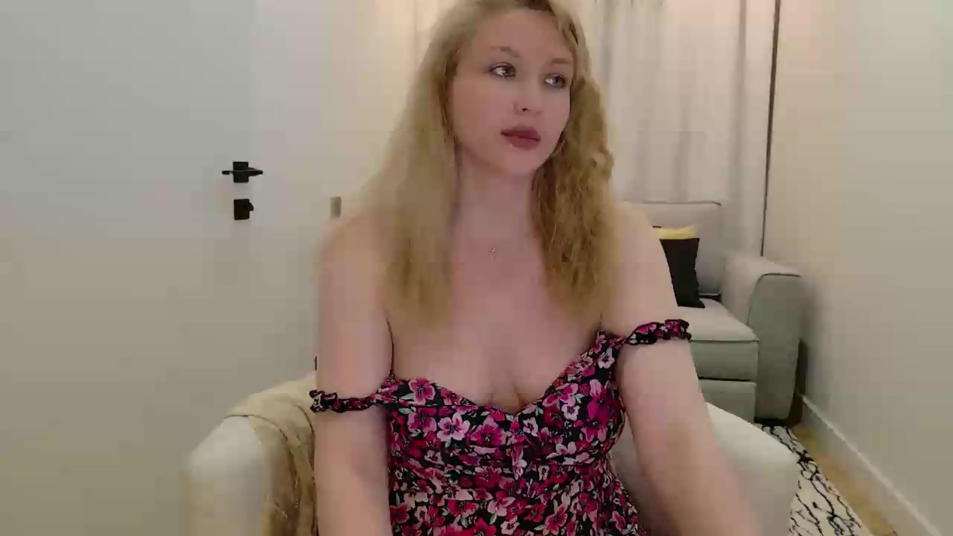 Gallery image thumbnail from Rockn_Grace's myfreecams stream on, 07/06/2026, 12:34 image 19 of 20