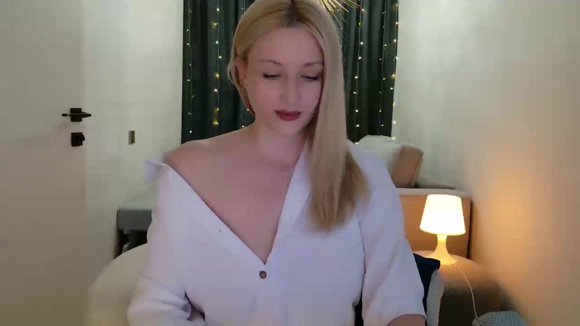 Gallery image thumbnail from Rockn_Grace's myfreecams stream on, 07/09/2026, 15:17 image 6 of 20
