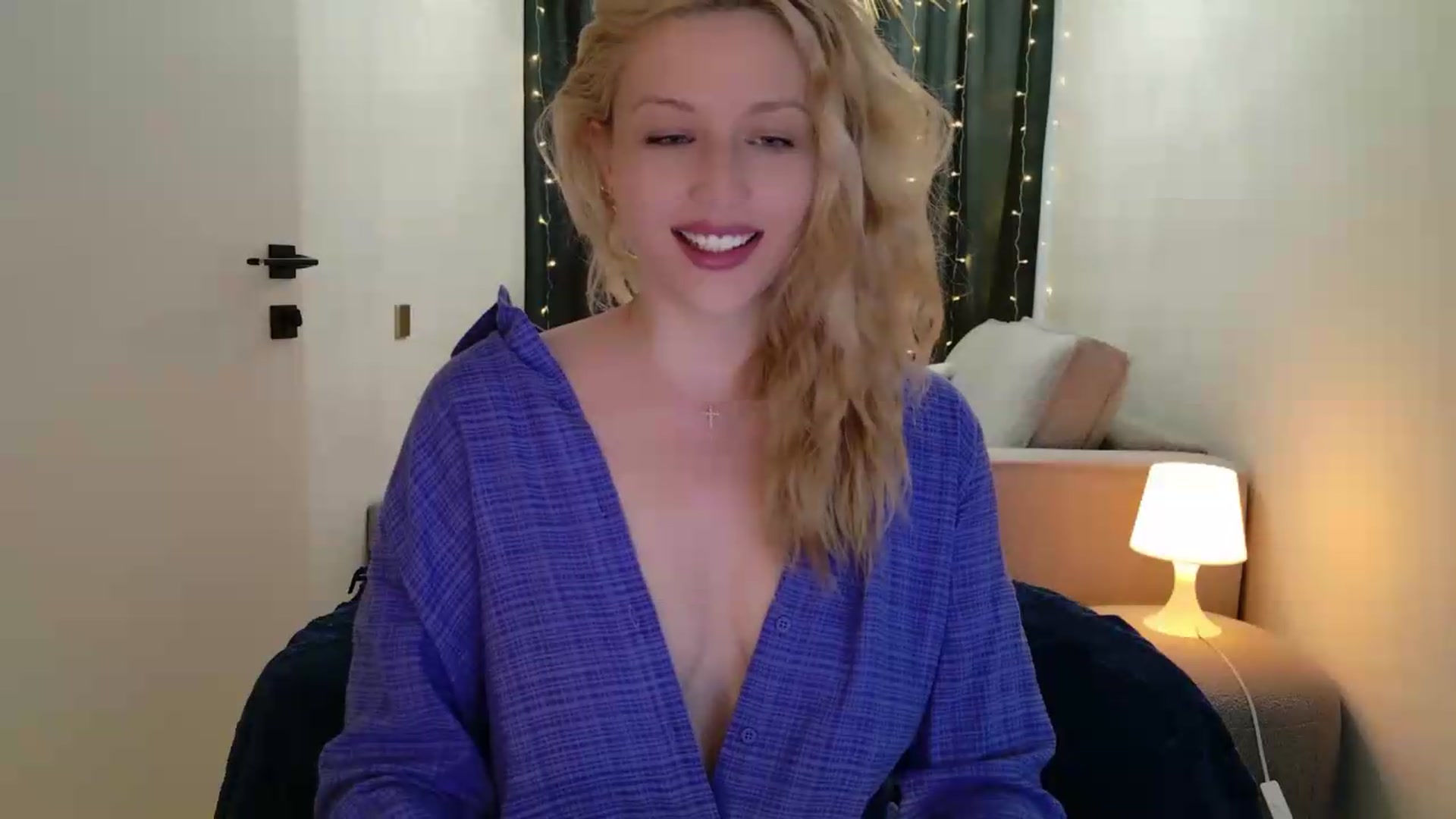 Gallery image thumbnail from Rockn_Grace's myfreecams stream on, 07/15/2026, 14:39 image 10 of 20
