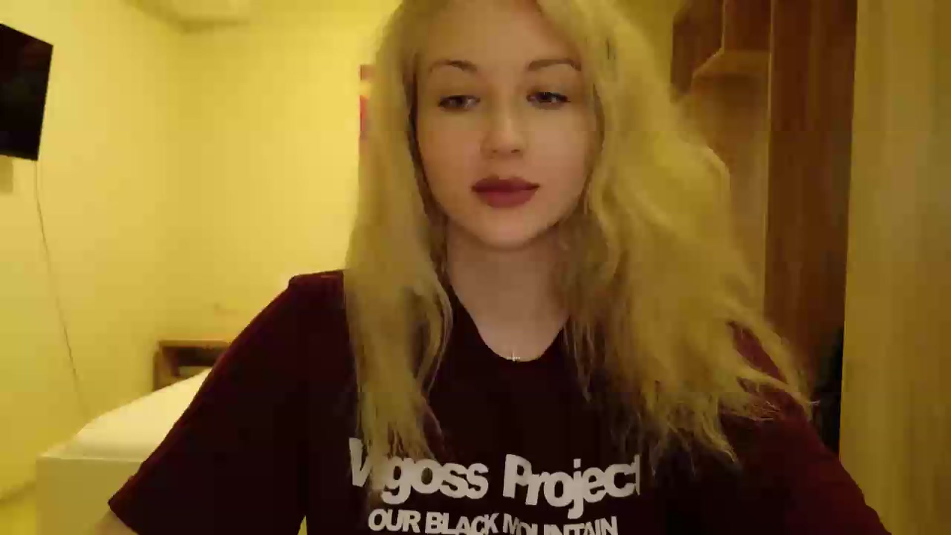 Gallery image thumbnail from Rockn_Grace's myfreecams stream on, 07/22/2026, 16:37 image 4 of 20