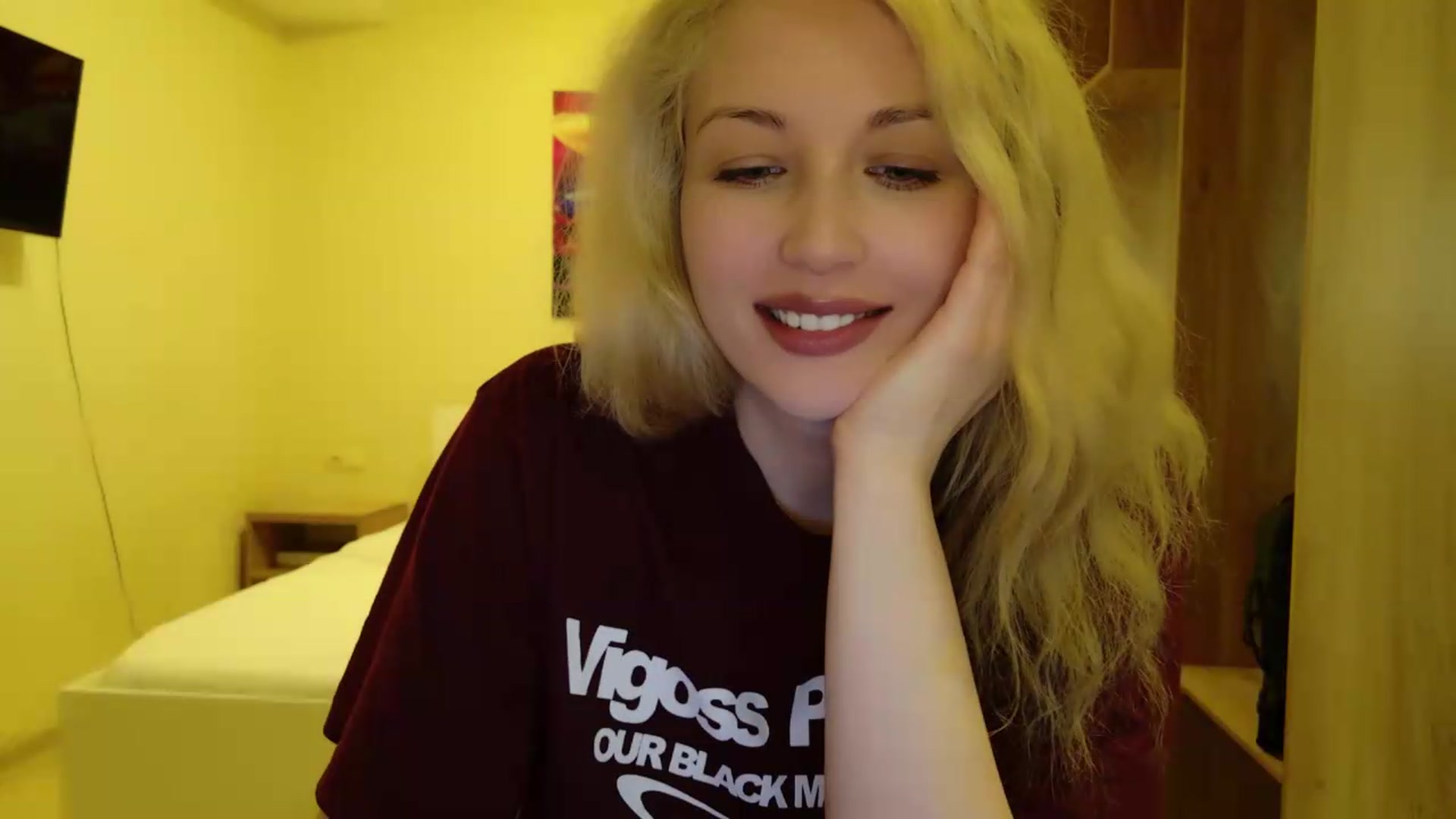 Gallery image thumbnail from Rockn_Grace's myfreecams stream on, 07/22/2026, 16:37 image 18 of 20