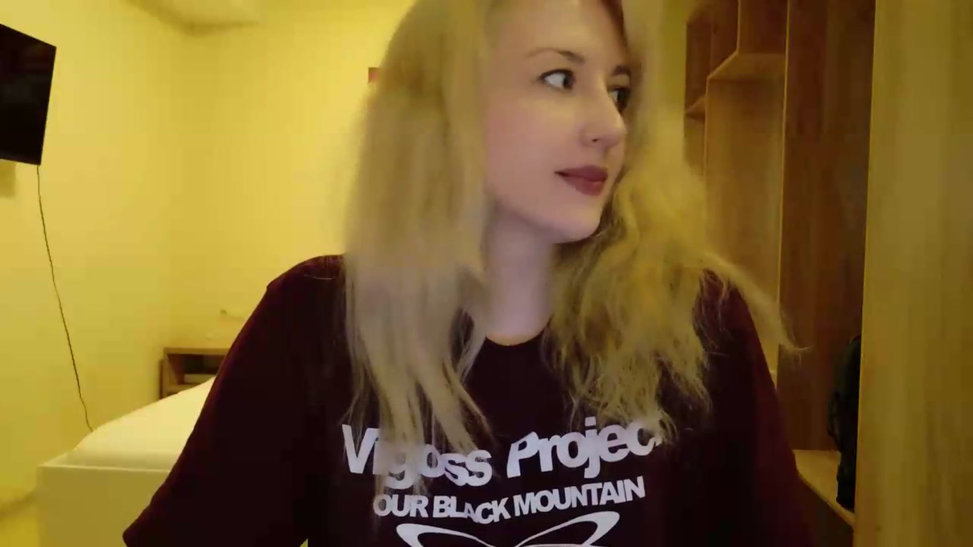 Gallery image thumbnail from Rockn_Grace's myfreecams stream on, 07/22/2026, 16:37 image 6 of 20